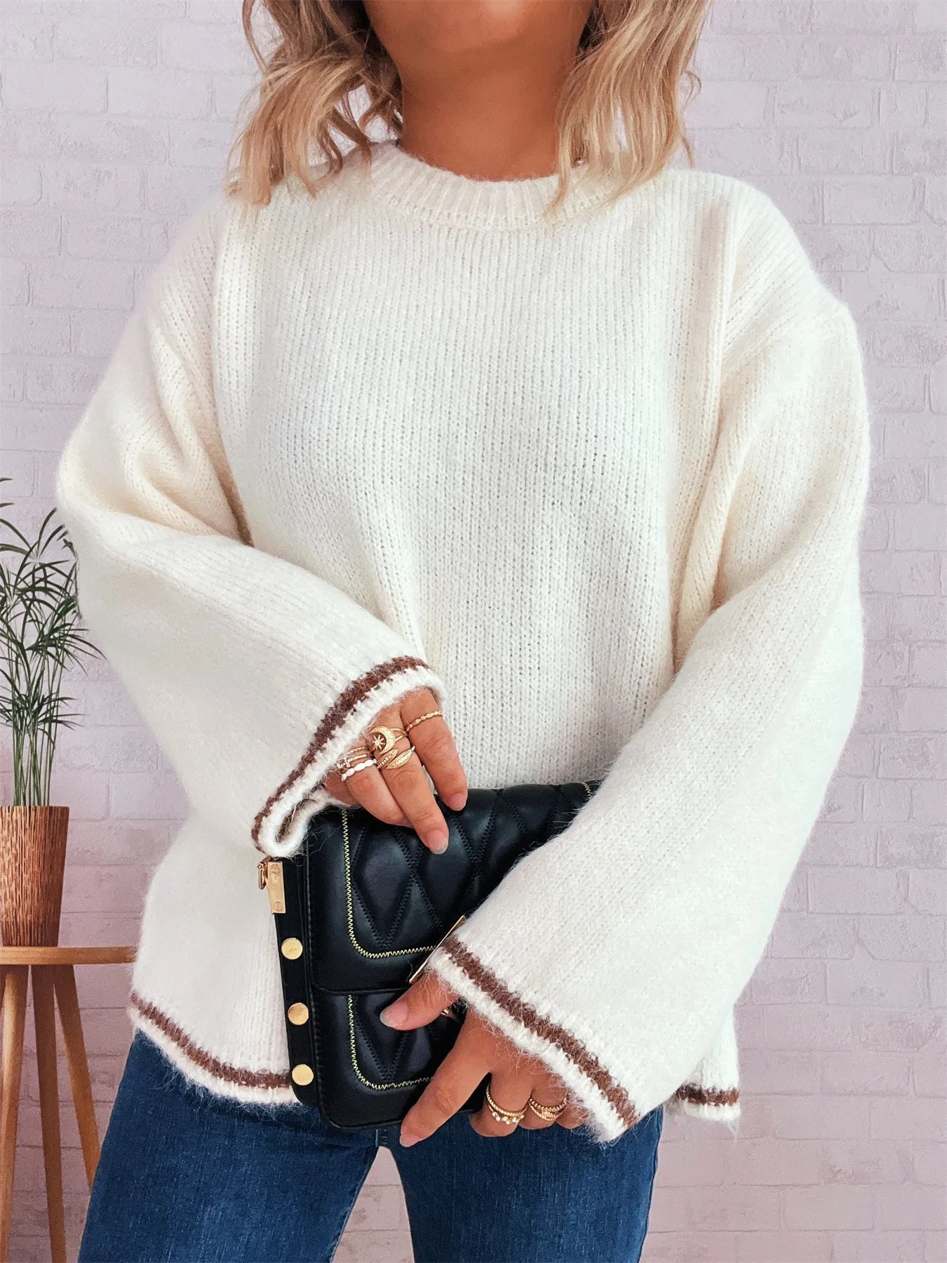 Contrast Trim Round Neck Cozy Sweater c04541a335194fda9c1a78e9b213fc79-Max-Origin