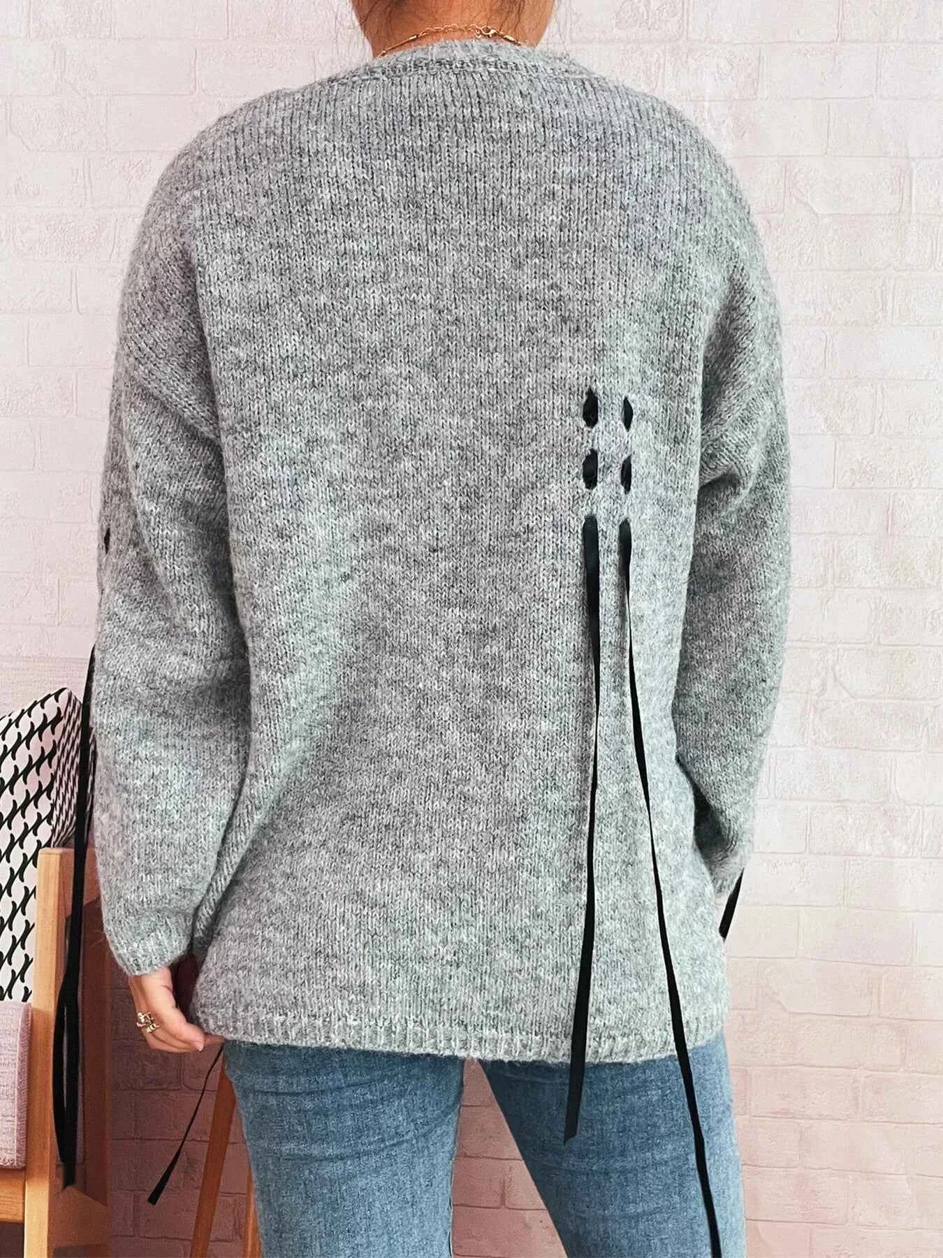 Round Neck Long Sleeve Sweater with Ribbon Details c09e74d51afb49248af0664d20367808-Max-Origin