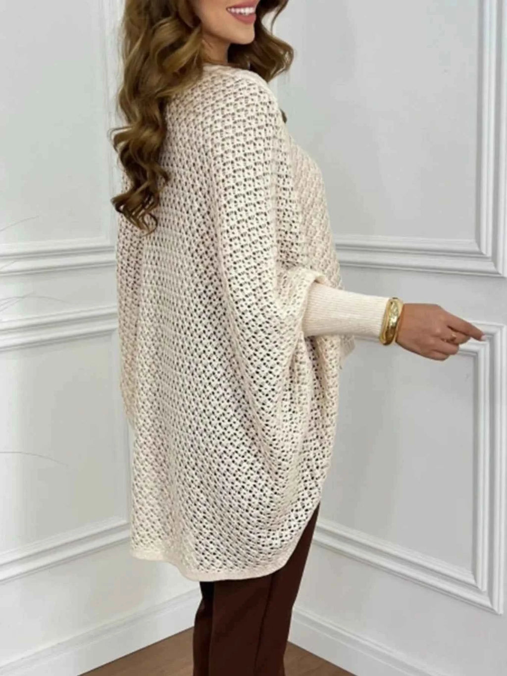 Crochet V-Neck Batwing Sleeves Oversized Sweater c1741fa8-f42c-4a9b-ba94-008ba0855c45-Max-Origin