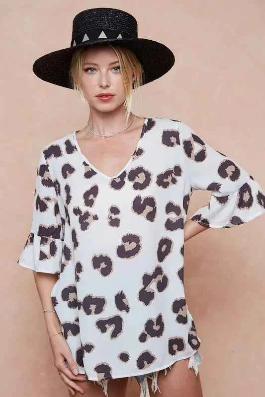 BiBi Leopard Printed V Neck Woven Top with Ruffled c17fc782111b491fa7bd9e18872f0fcf-Max-Origin