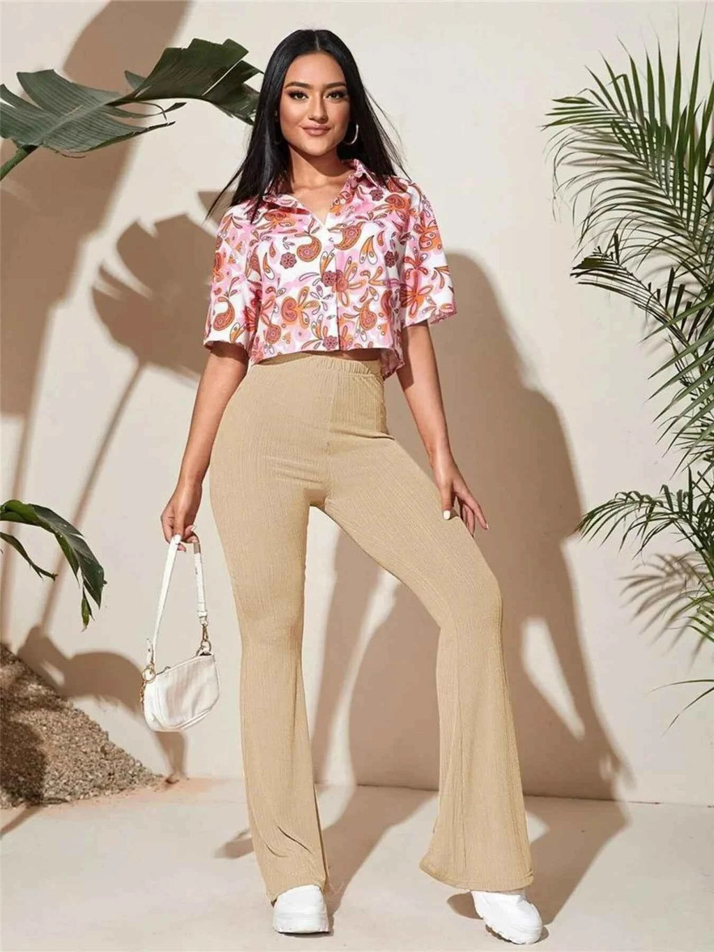 Full Size High-Waist Flare Active Pants Plus Size c19053bdca9c41dca39a59e0a3d6b35b-Max-Origin