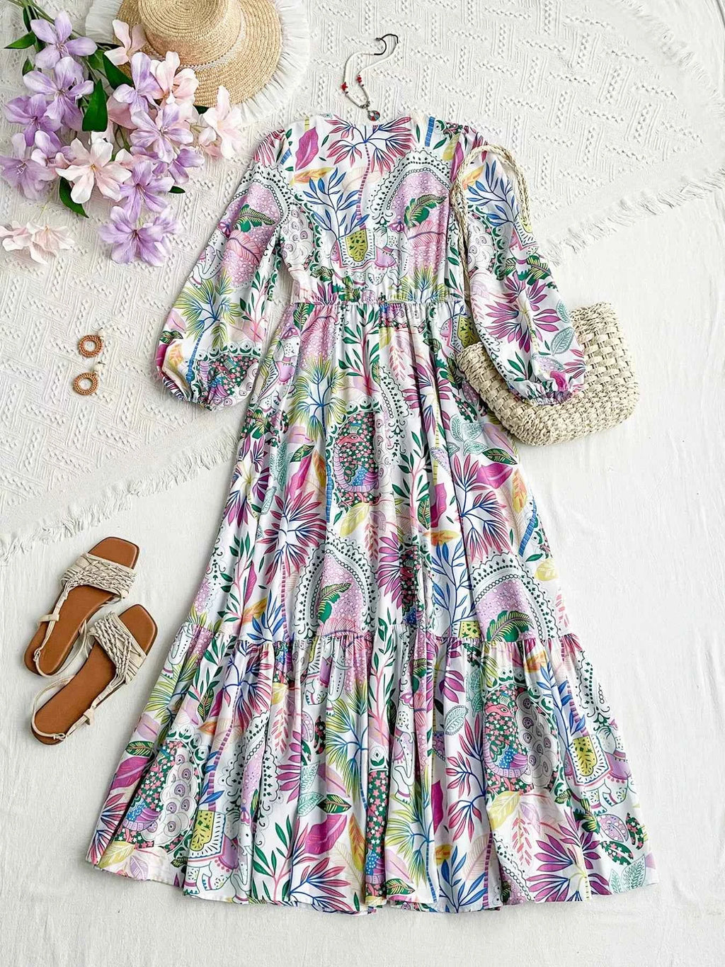 Lace Detail V-Neck Balloon Sleeve Dress c26756c9-70f6-4398-b600-c964ad30ea7b-Max-Origin