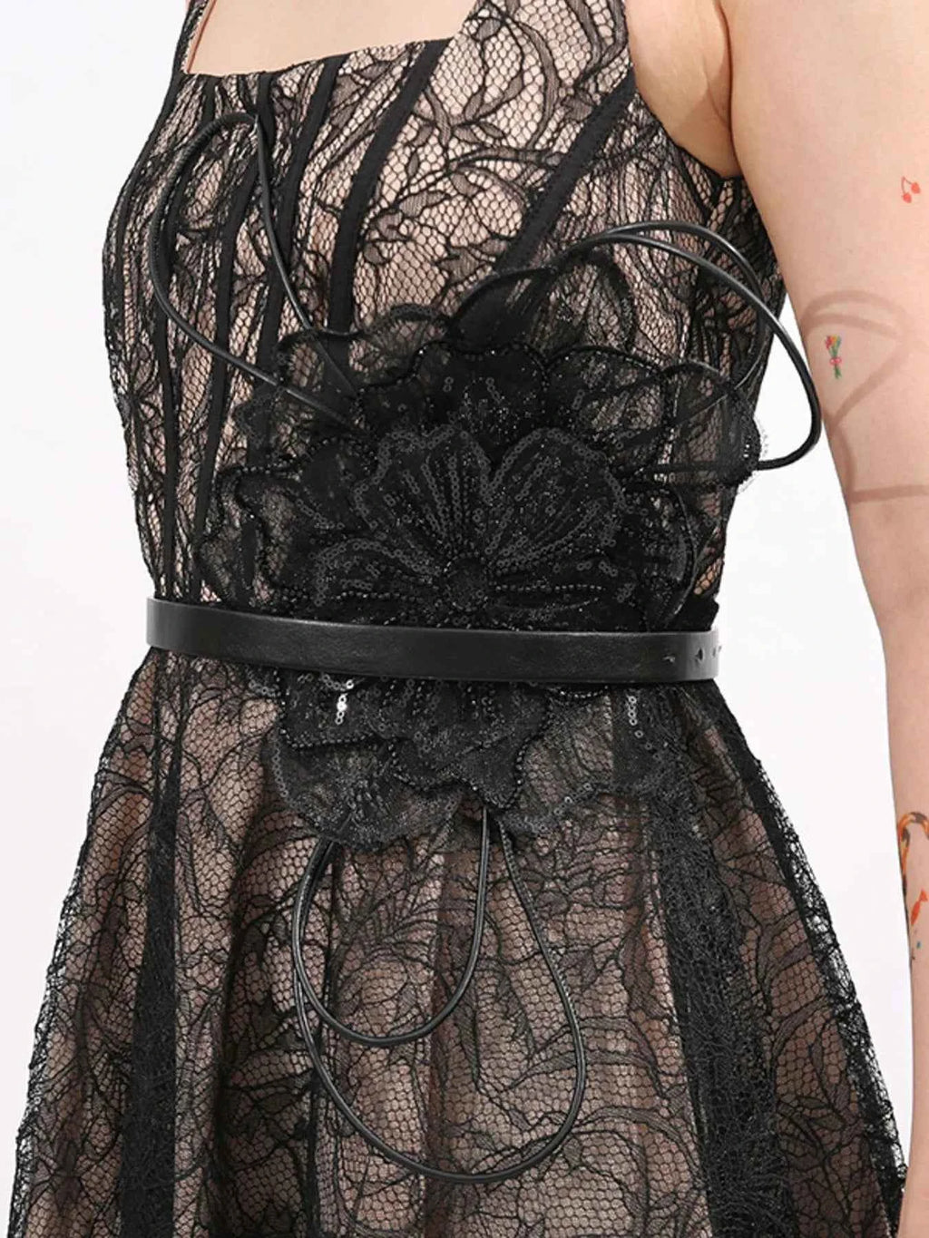 Lace Square Neck Midi Dress c2ff2868-abbf-423c-bed9-69f74855a98a-Max-Origin