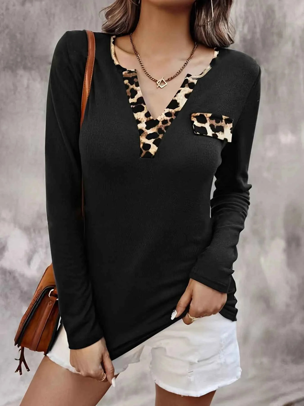 Leopard Trim Long Sleeve T-Shirt c33788b2385a4178a714648997302ce8-Max-Origin