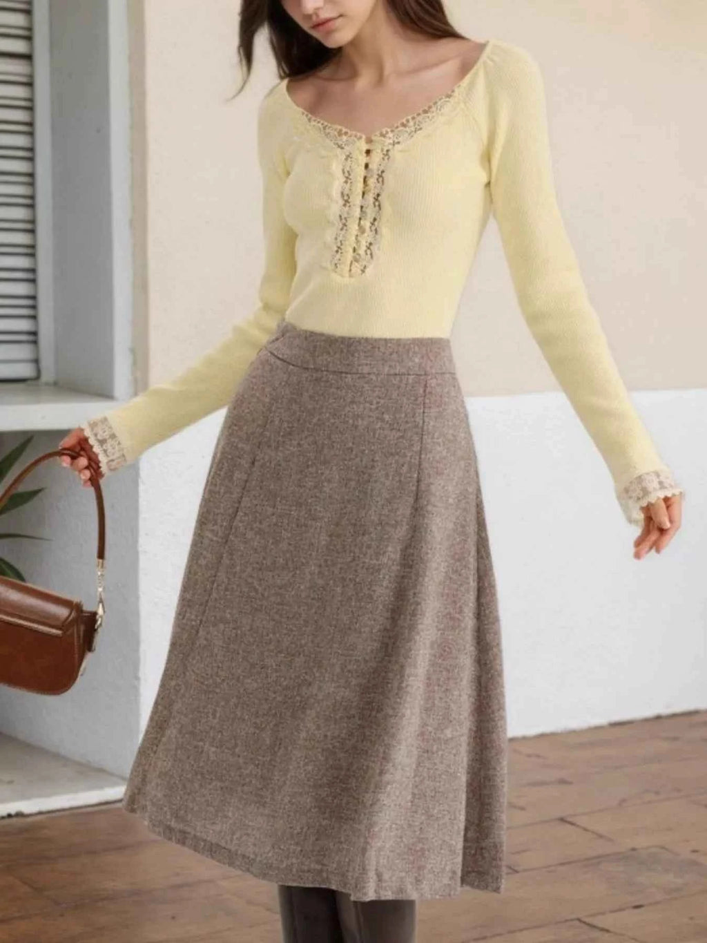 Lace Trim Ribbed Long Sleeve T-Shirt c35eb9bd-a47f-42c5-84f1-8ba32e48f497-Max-Origin