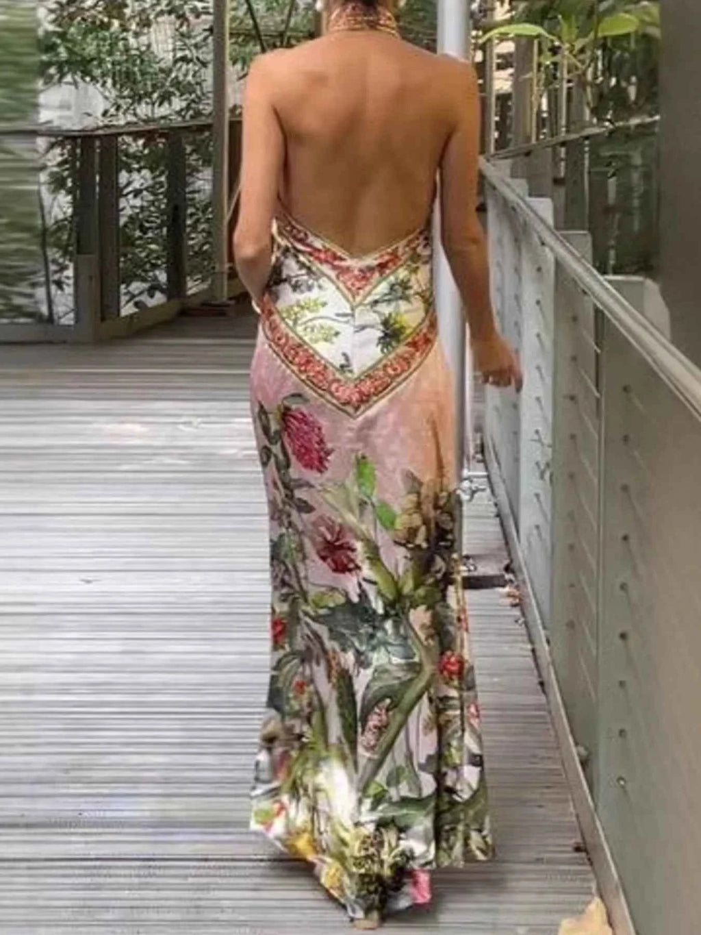 Printed Halter Neck Backless Maxi Dress c3f6bdf6-8558-4376-b893-f8ab8d01bff1-Max-Origin