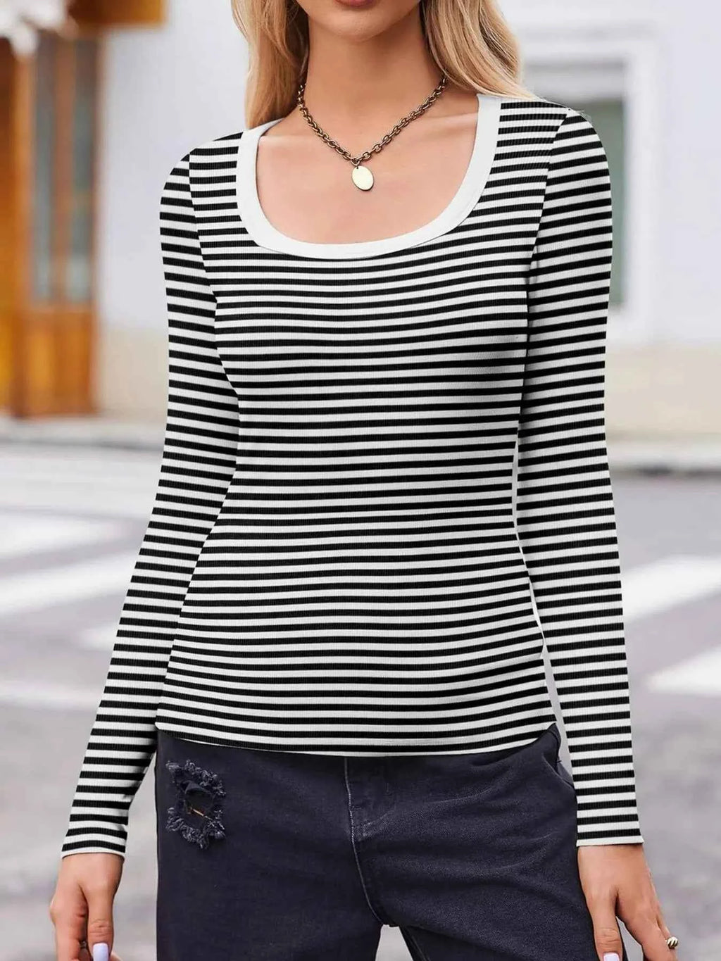 Striped Long Sleeve Scoop Neck T-Shirt c432e45a-4662-4bb5-9285-65979c1a5e13-Max-Origin