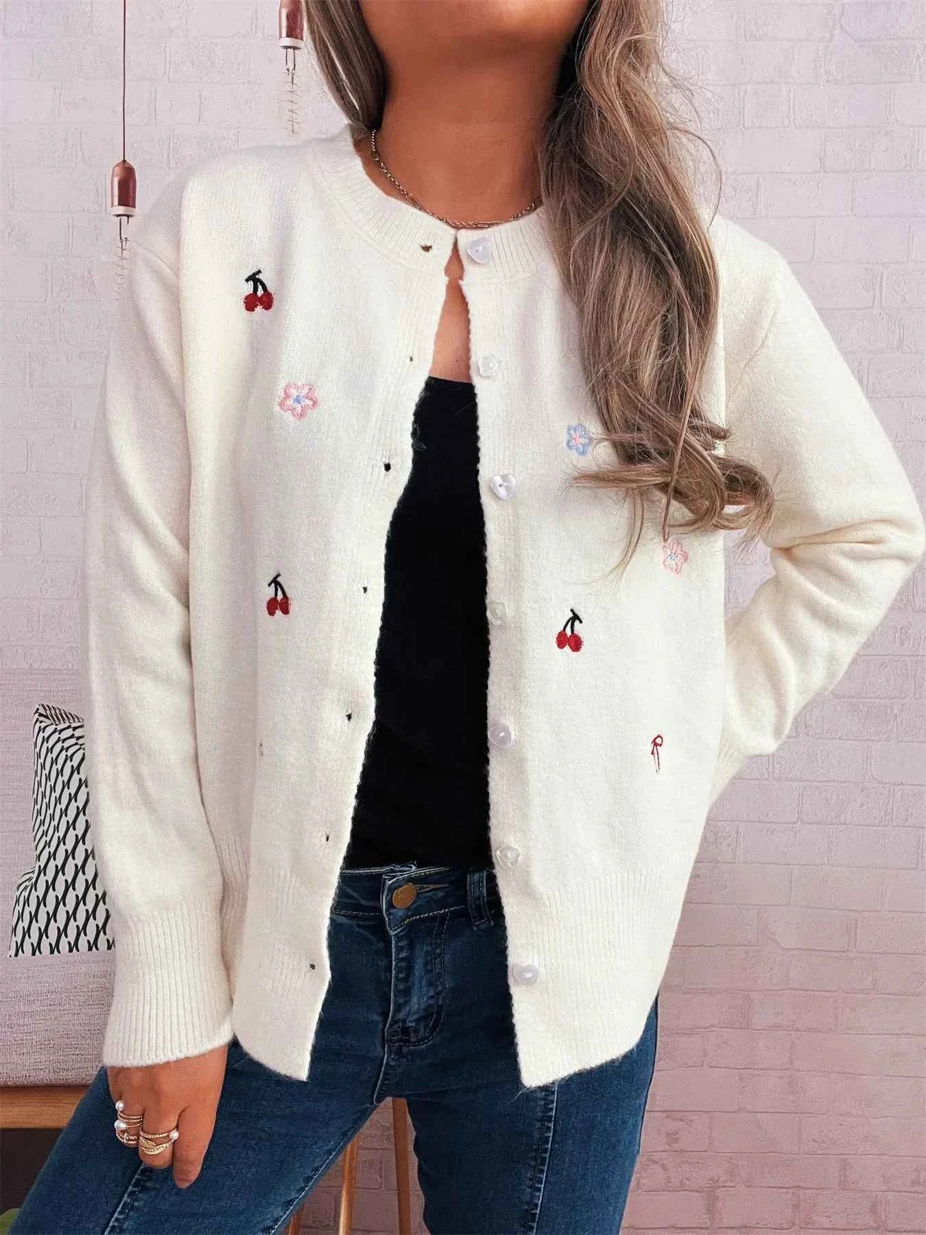 Ribbed Button-Front Knit Cardigan c4a5fcabd99e4ace9db3a8379f8f49d1-Max-Origin