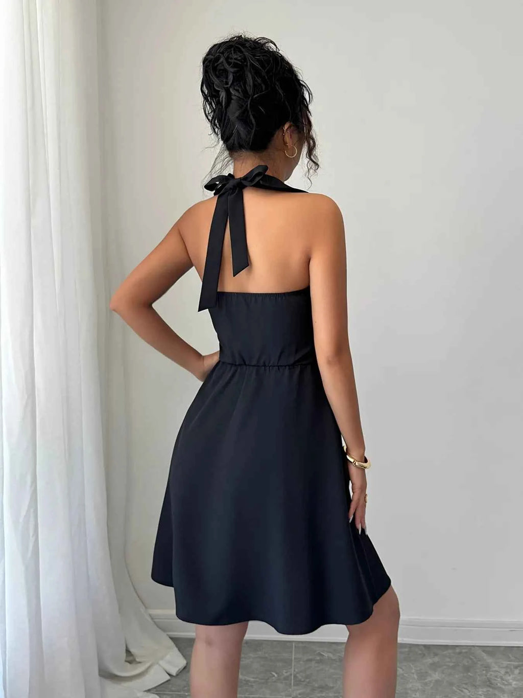 Halter Neck Sleeveless Mini Dress c4daa981-b9e5-456f-b24a-7c21cd198e71-Max-Origin