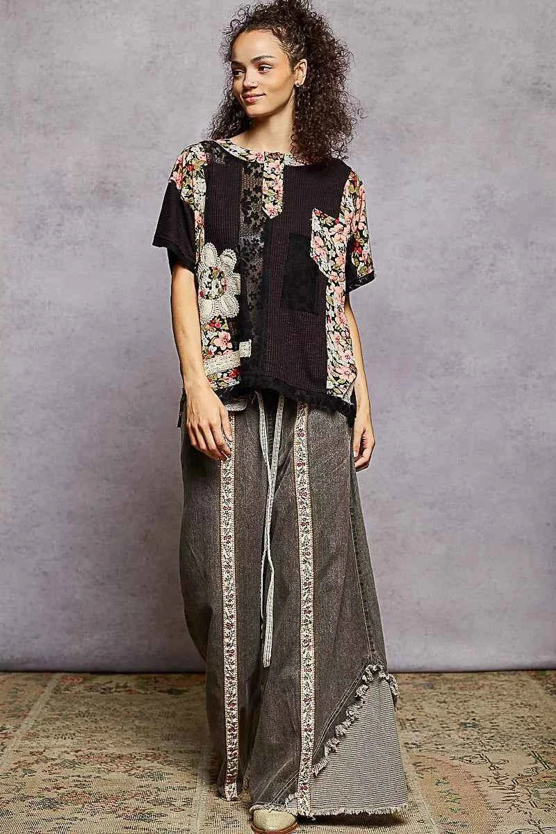 POL Lace Round Neck Short Sleeve Floral Pattern Top with Patch Detail c5080c1e-311e-456c-9652-78f085514d54-Max-Origin