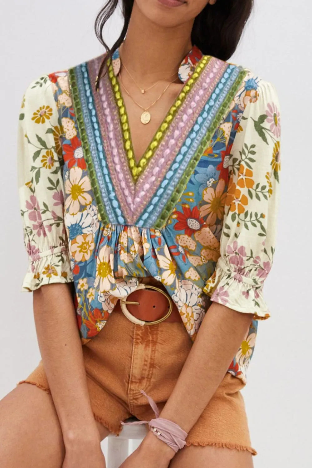 Multicolour Crochet V Neck Half Sleeve Boho Floral Blouse c5317230-8ebc-411c-af43-aed5814f9bb6-Max-Origin