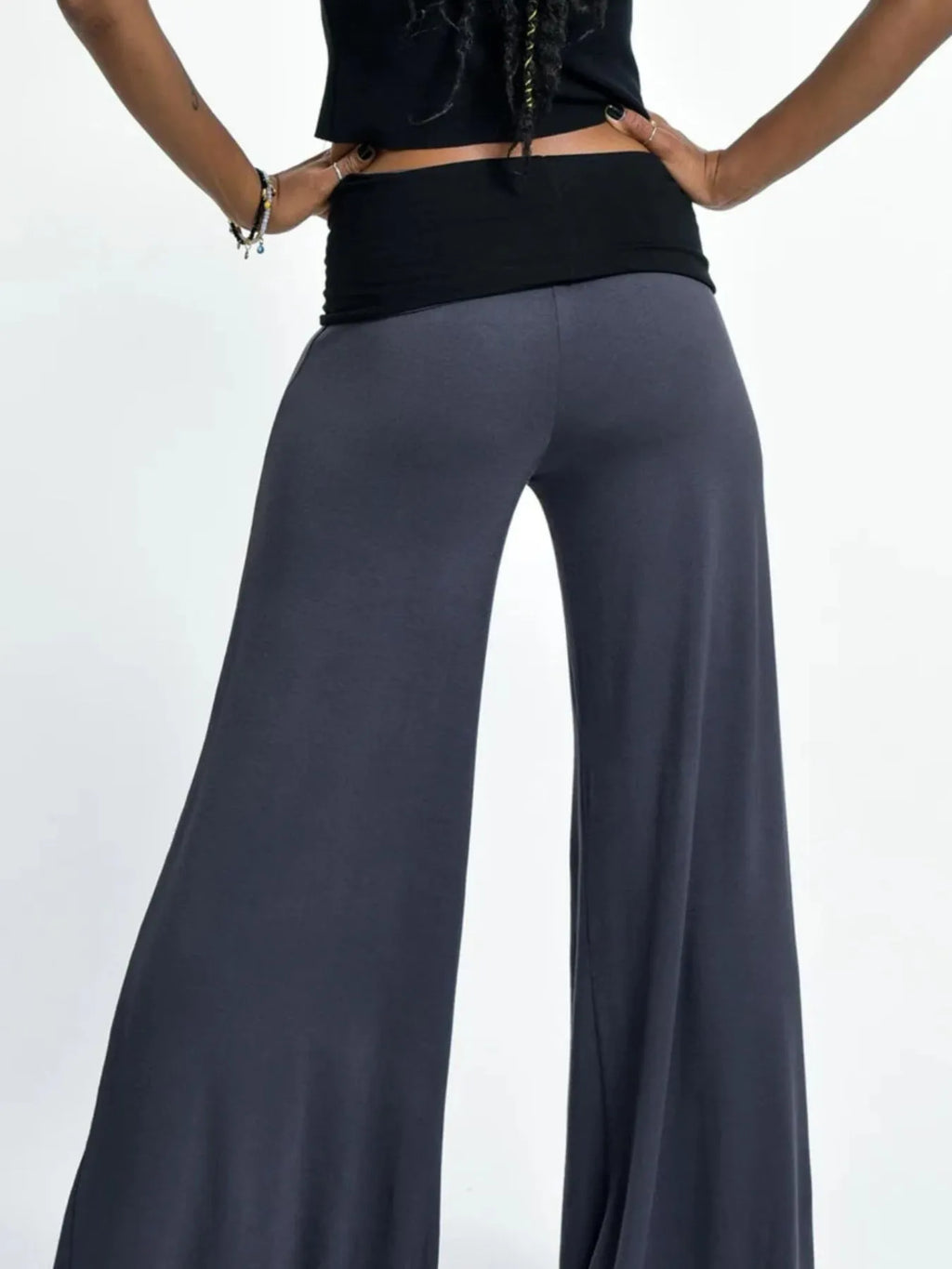 High Waisted Wide Leg Yoga Pants with Contrast Waistband c585b703-529e-4ba1-bf95-eb42cbc8eb01-Max-Origin