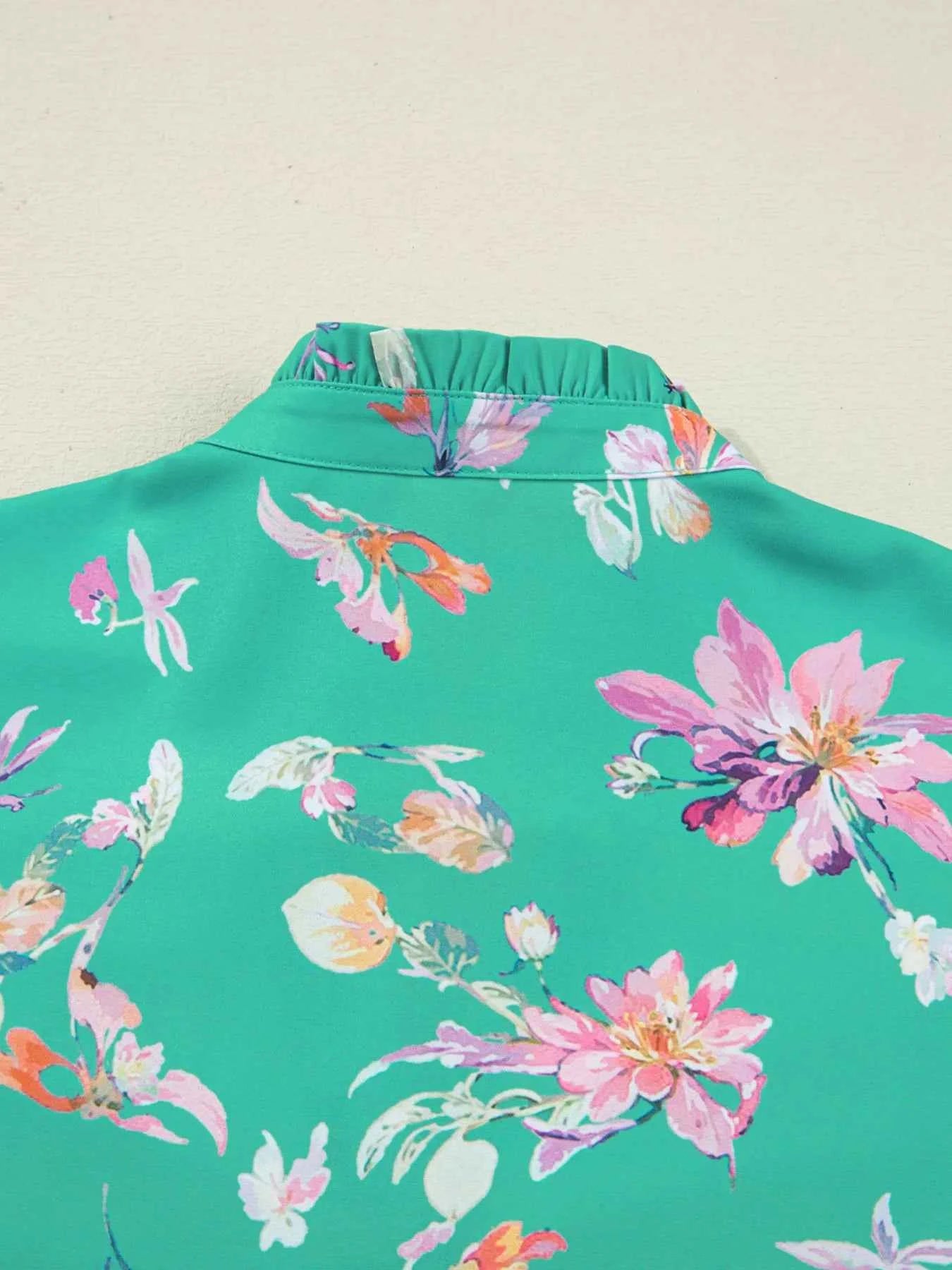 Floral Lantern Sleeve Button Front Shirt c590b7ca9d204c01addf11e641c3b5ff-Max-Origin