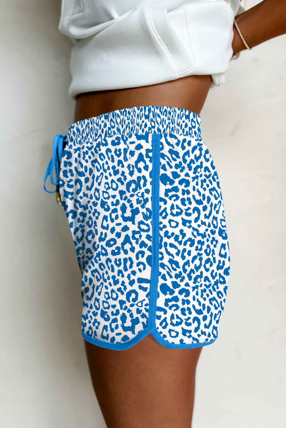 Blue Leopard Elastic Waist Lace up Contrast Trim Casual Shorts c5e01e967b9371be