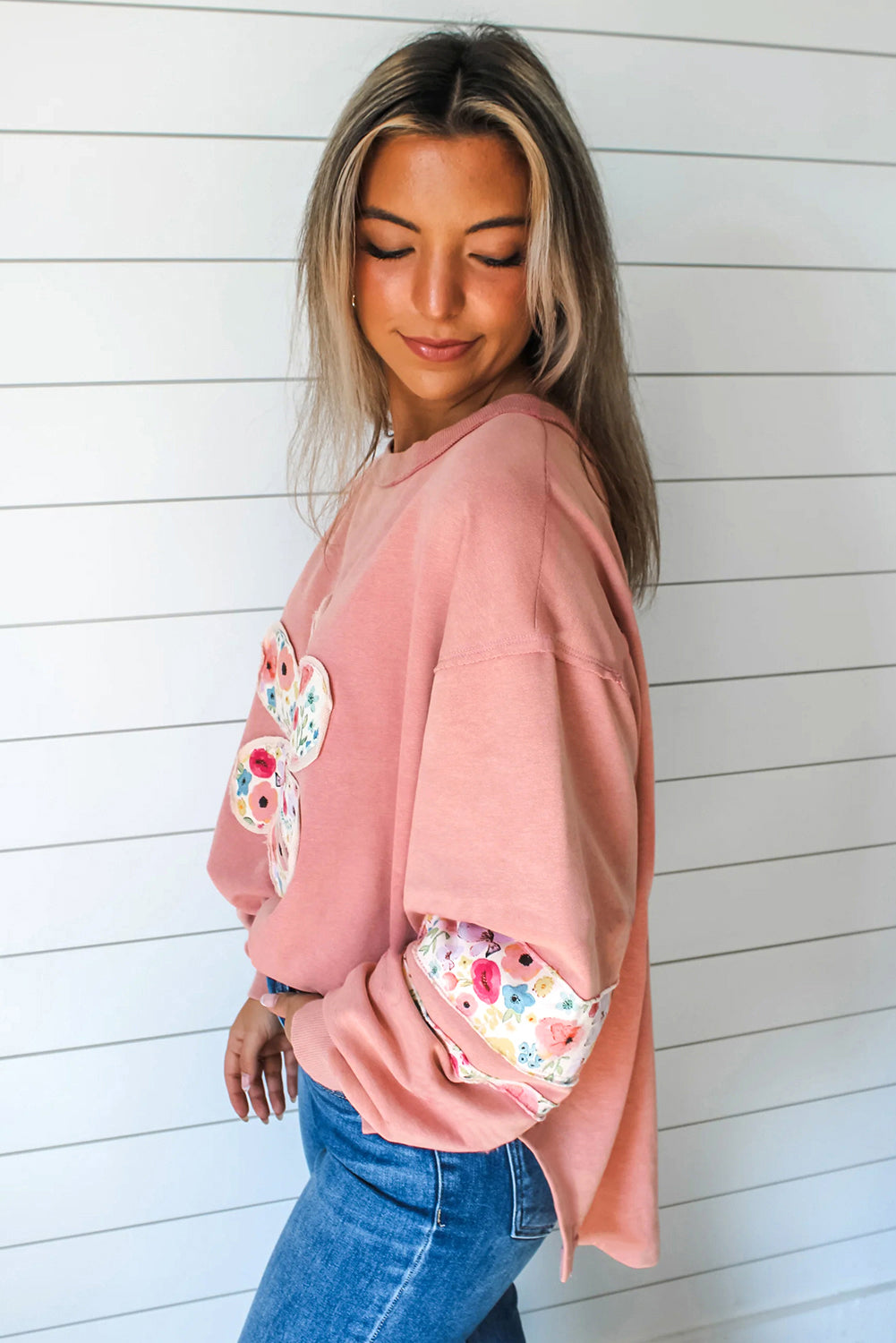 Peach Blossom Flower Applique Patchwork Drop Sleeve Pullover Sweatshirt c655c69383c2a861