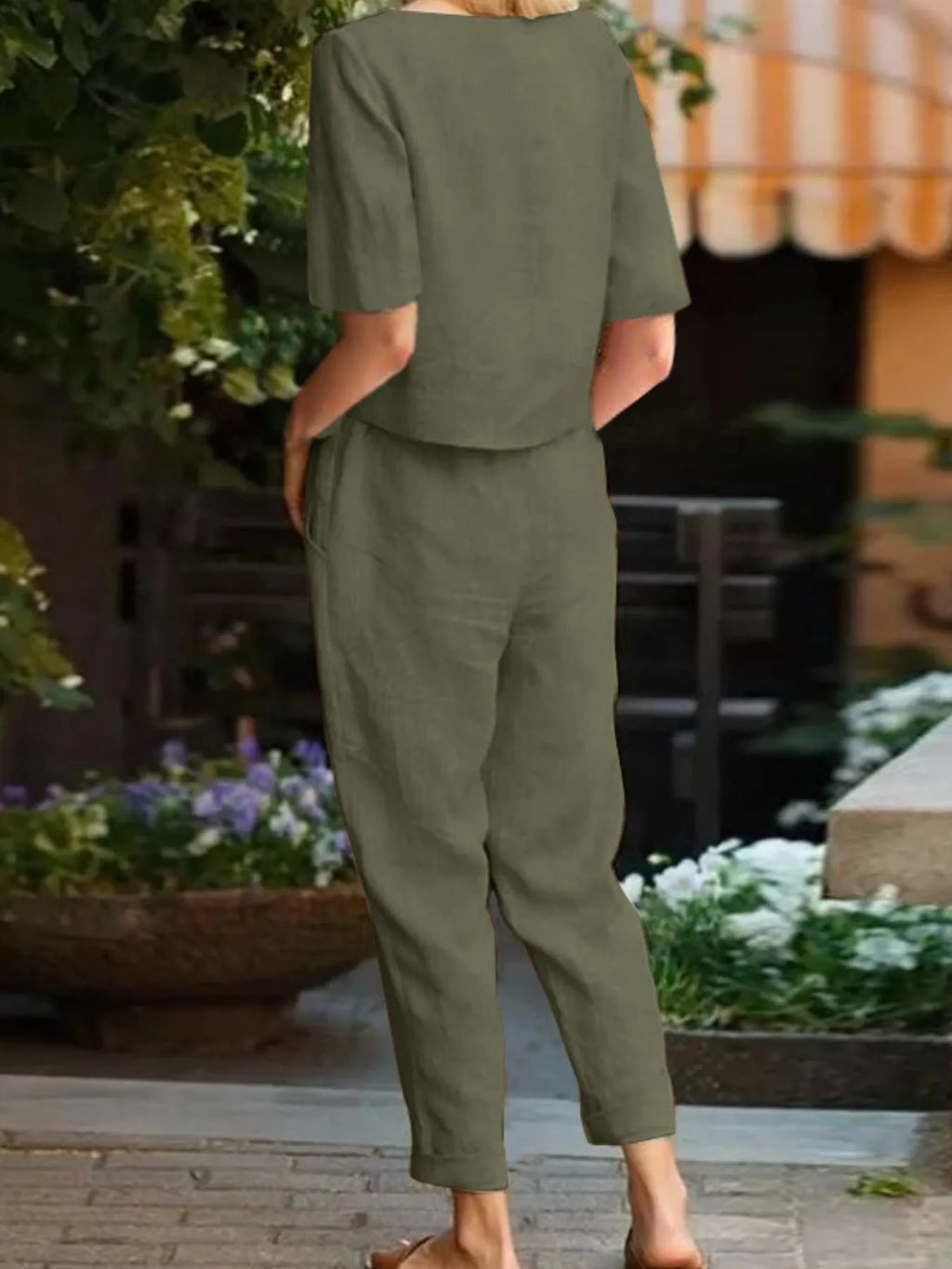 Full Size Round Neck Short Sleeve Top and Pants Set Plus Size c66522be-6b3b-4d8d-a916-0866d9119ddd-Max-Origin