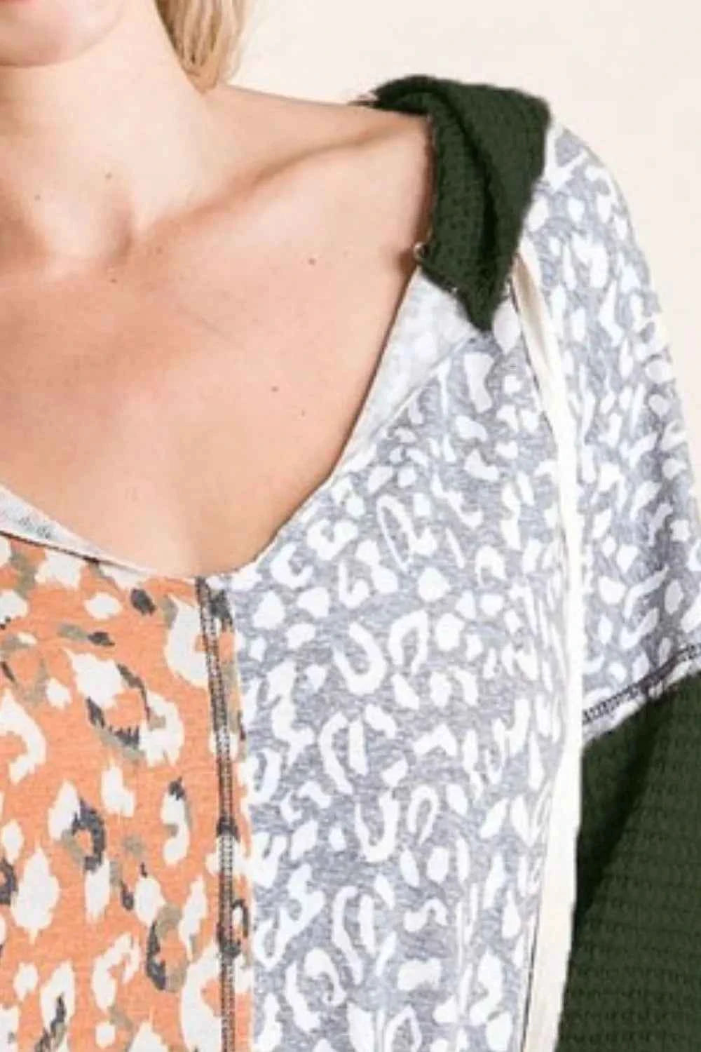 BiBi Popcorn Waffle Knit Hoodie with Print Block Front c6aca6e1-b12e-4a63-a2ee-e780ece27576-Max-Origin