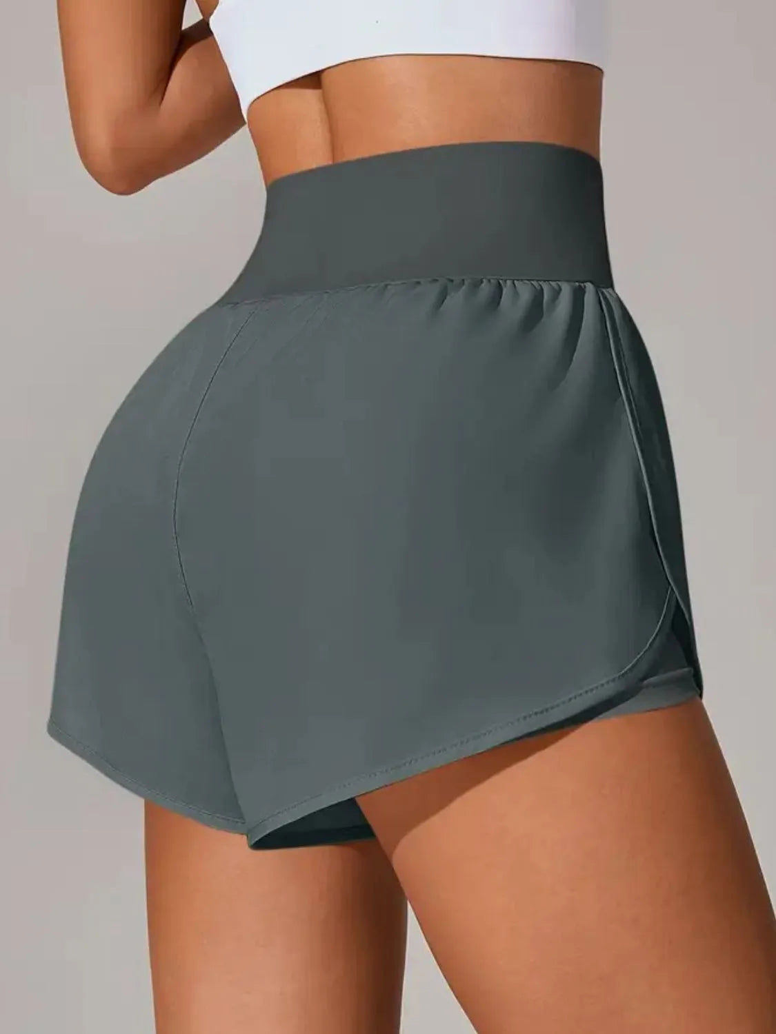 Pocketed High Waist Active Shorts c6d26f30-1774-477b-b4cd-6643b0fd3720-Max-Origin