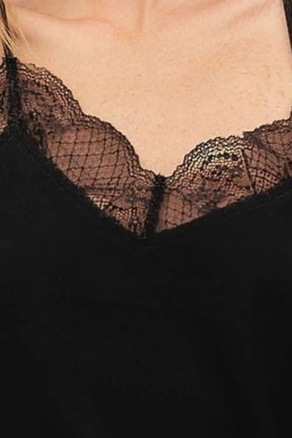 BiBi Lace Cami Solid Tank Top c7264b51-3d8a-430e-9c04-f3ecb55d485b-Max-Origin