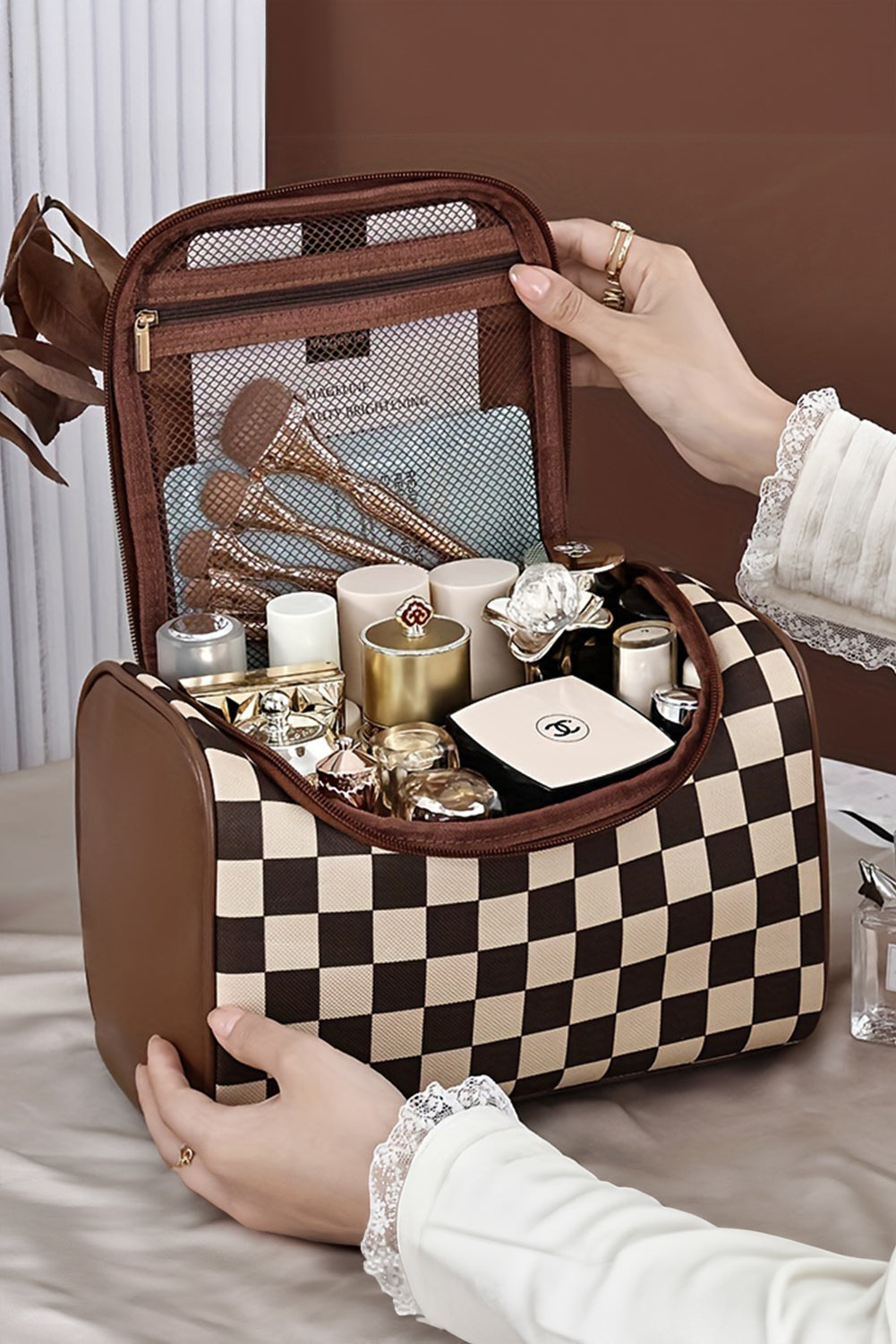 Checkered Zipper Large Cosmetic Bag with Handle c76613d7ac9565b1
