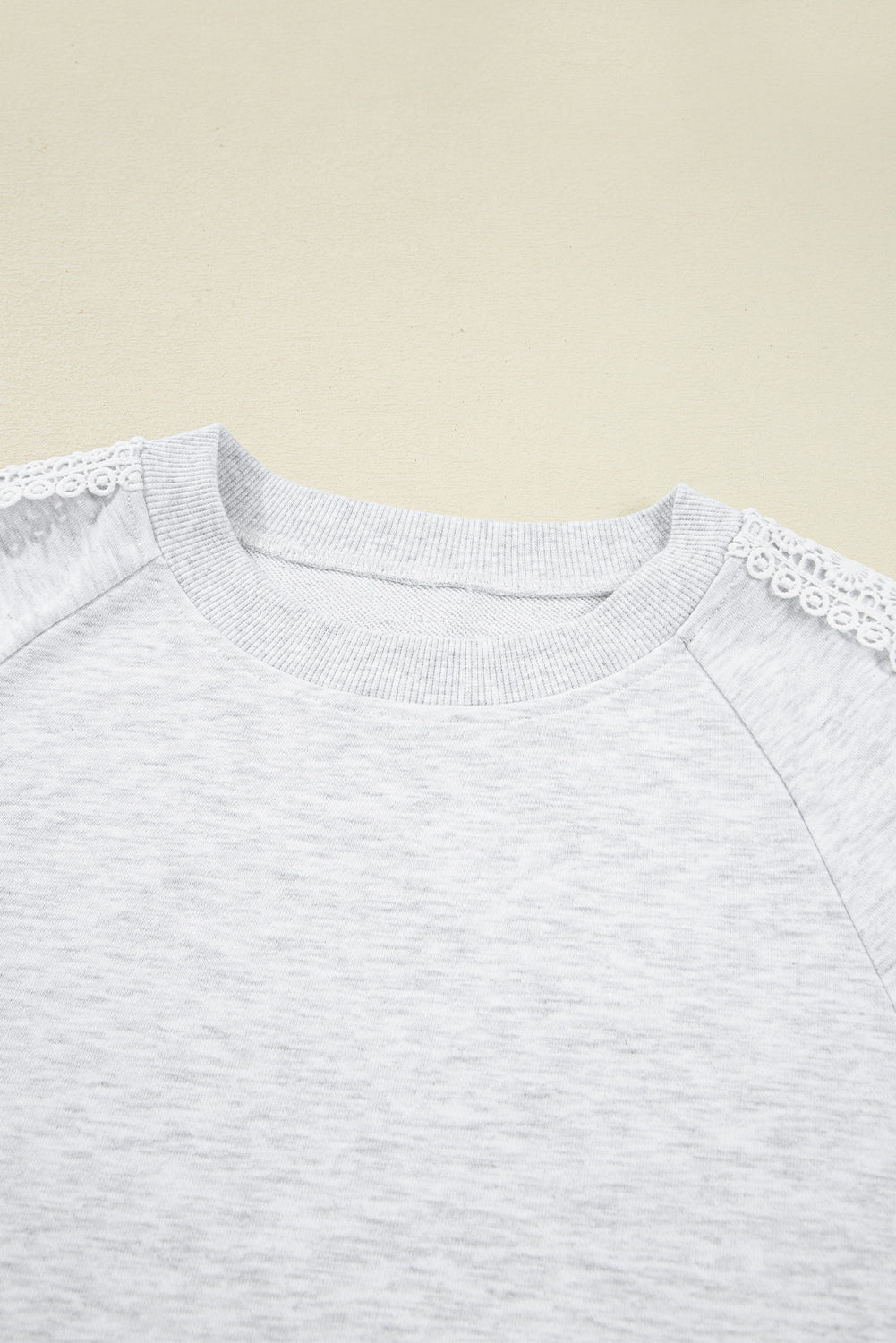 Light Grey Lace Applique Raglan Sleeve Crew Neck Sweatshirt c803f8d37b698371