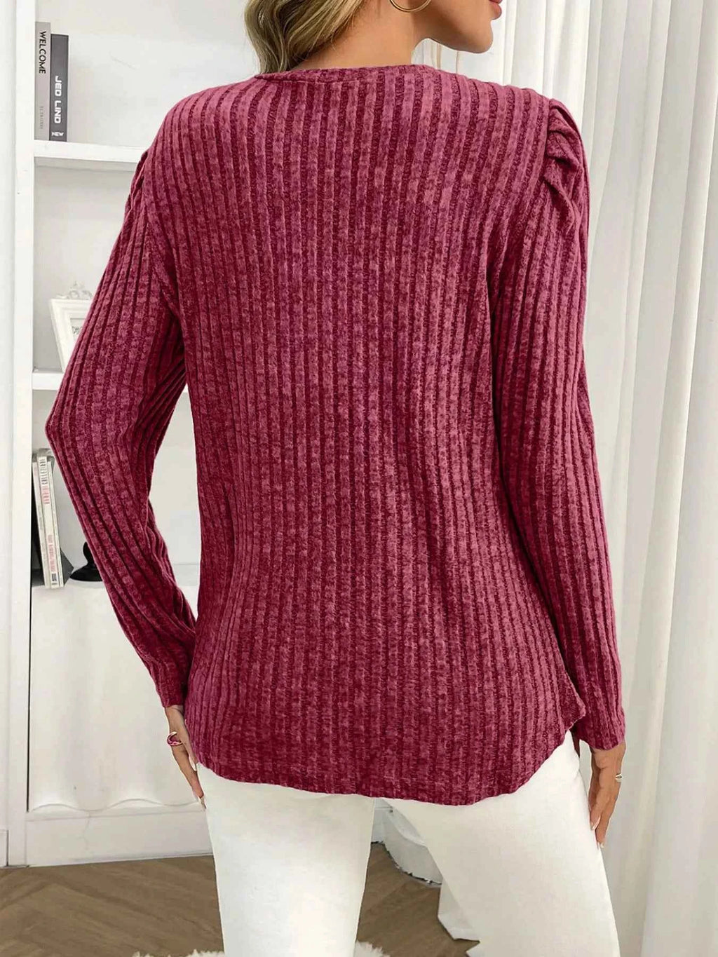 Round Neck Puff Sleeve T-Shirt c82cd3a5-d9a1-40f9-94be-760d2840850e-Max-Origin