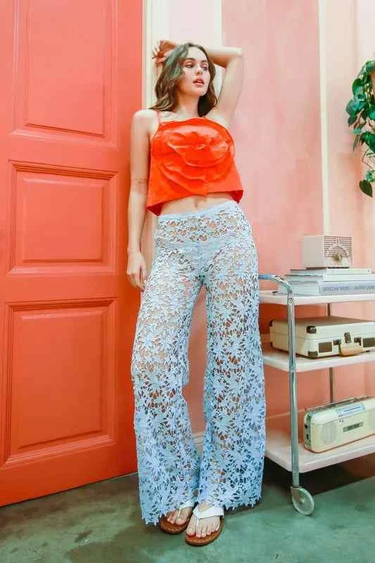 HYFVE Flower Front Square Neck Cropped Cami c8c76c9e-37b7-4bcc-ba3e-89be1eedaa41-Max-Origin