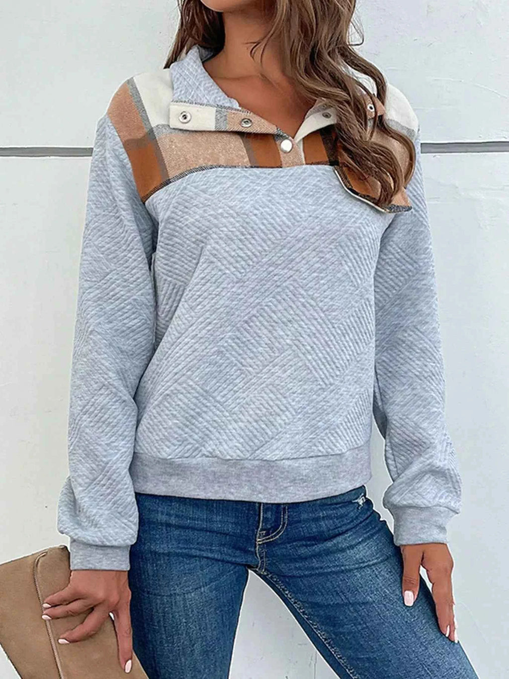 Color Block Texture Long Sleeve Sweatshirt c8dbf0e9-3424-4143-a989-e7e4d64a6084-Max-Origin