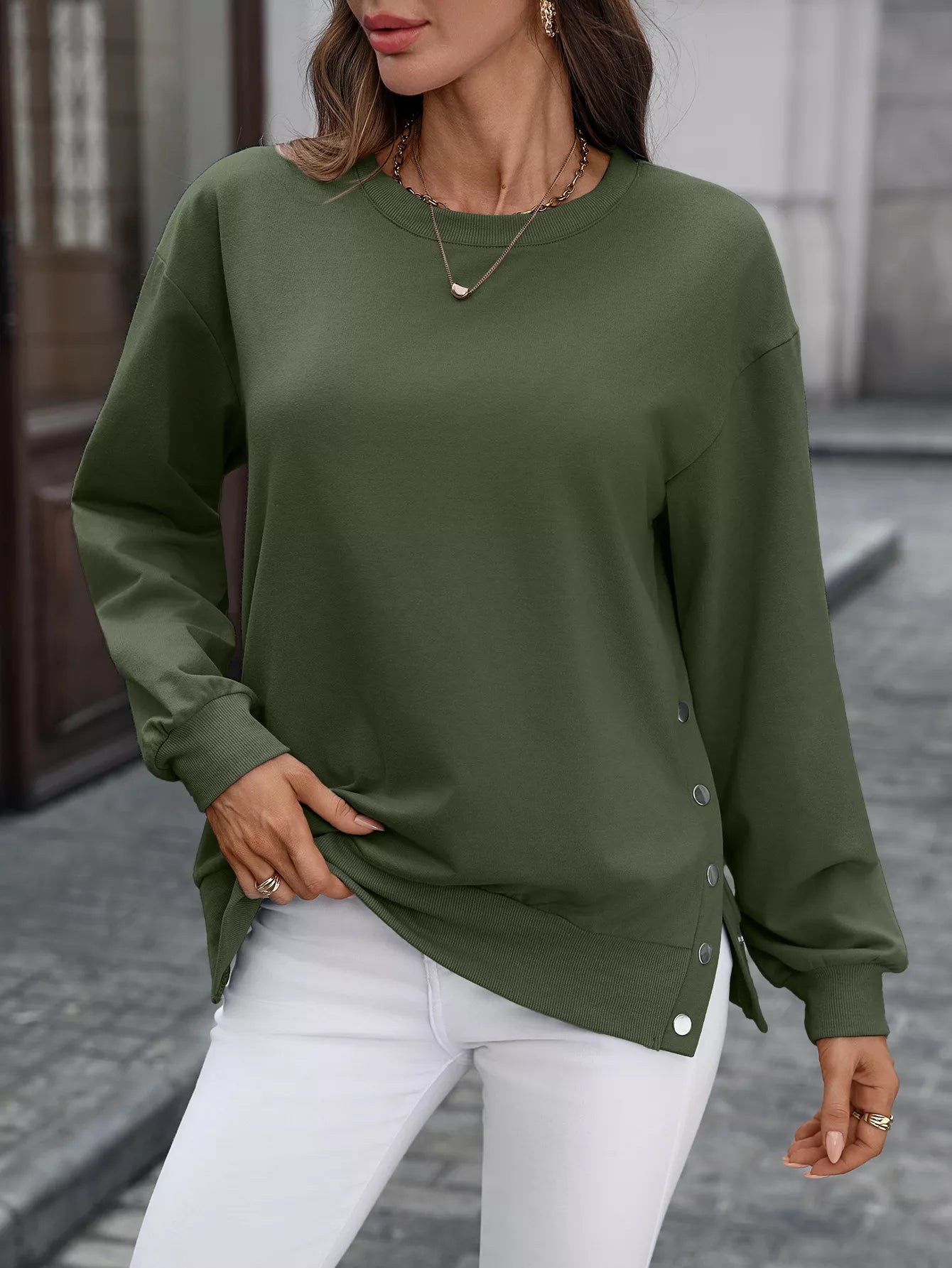 Side Snap Round Neck Sweatshirt c9831448-18a2-4605-9b04-54bfa9bc7183-Max-Origin