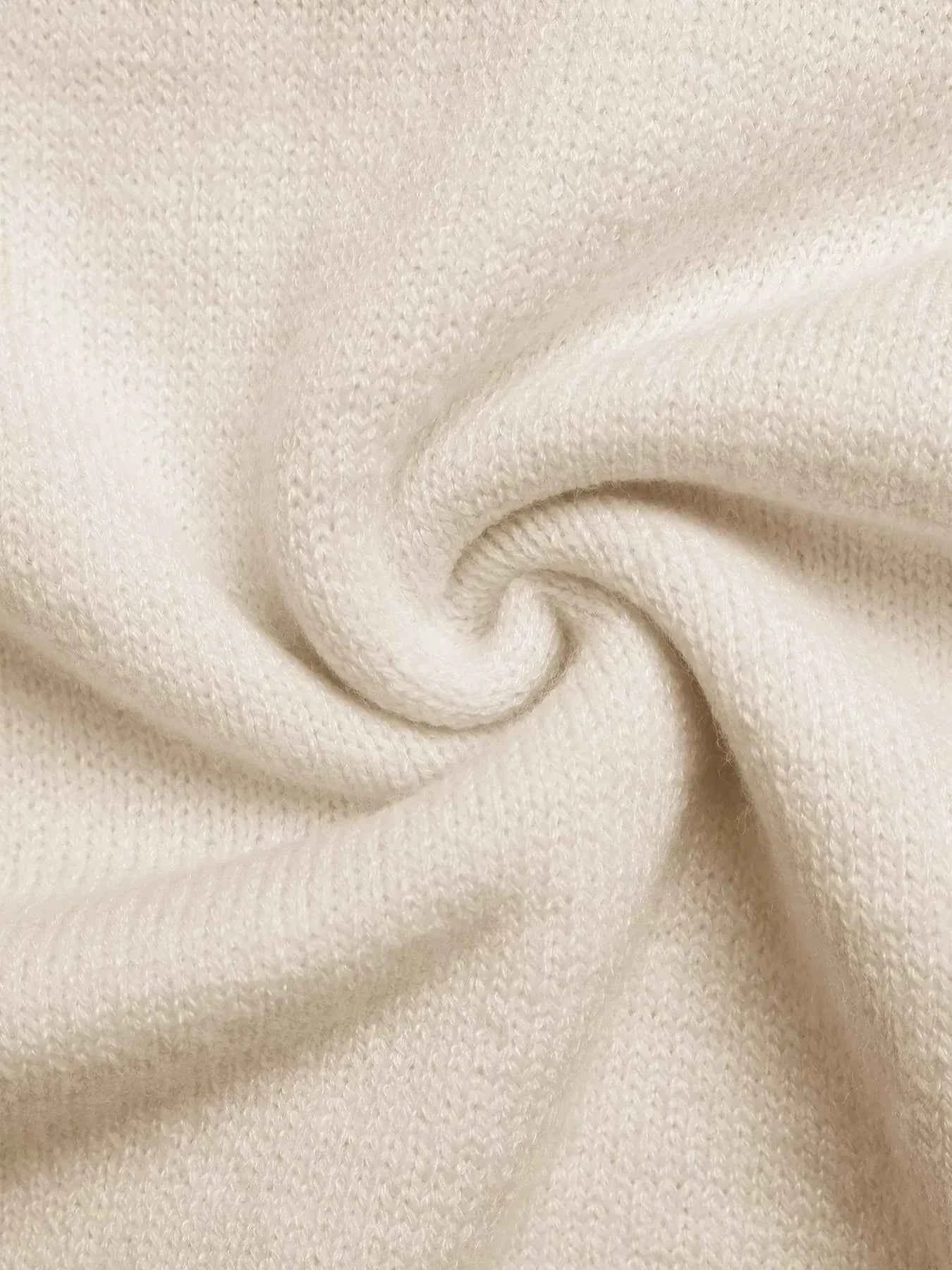 Chevron Pattern Long Sleeve Sweater caebec7685b24f77b6c82367ca2e6e17-Max-Origin