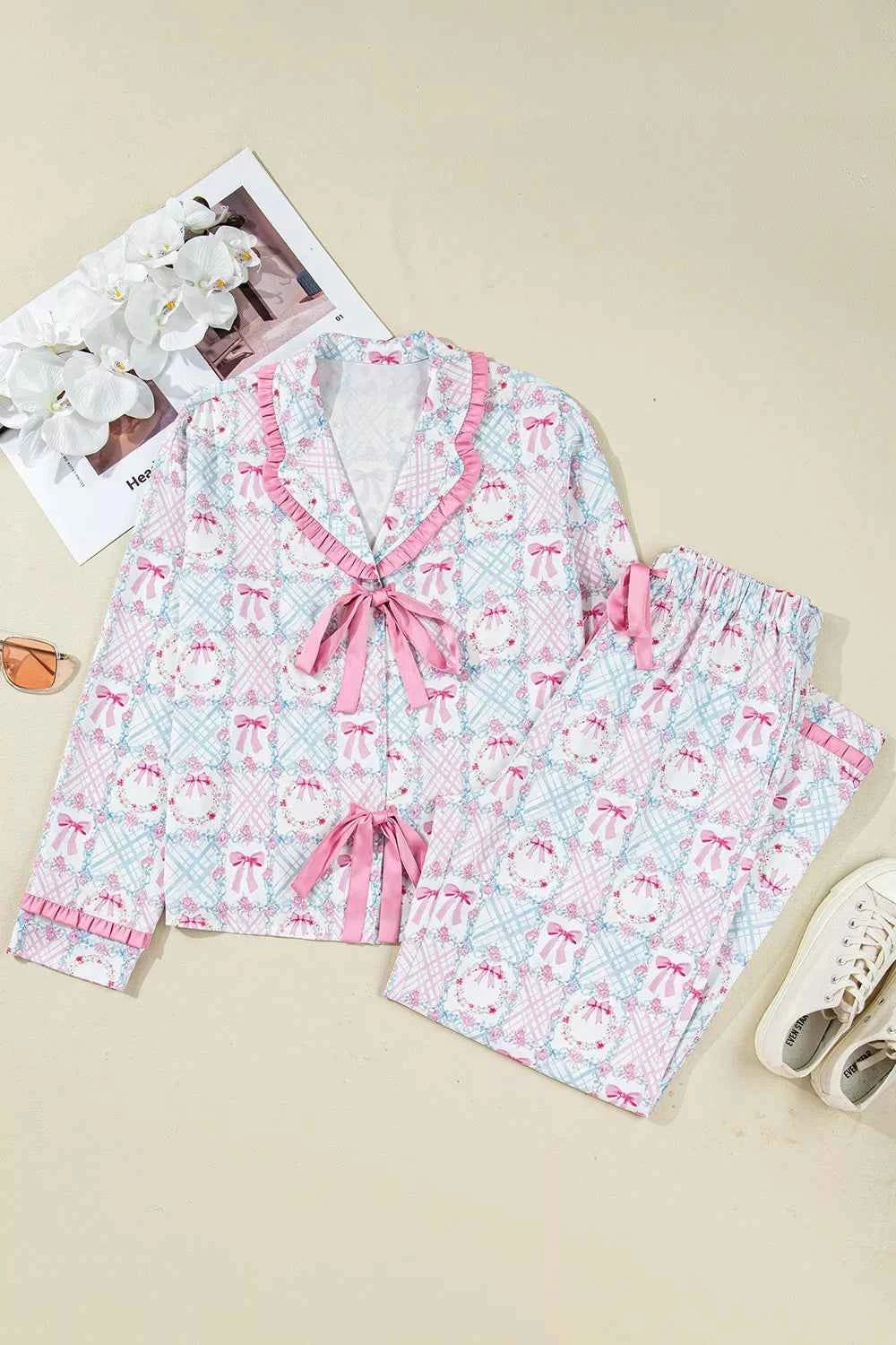Wreath Pattern Christmas Tied Front Long Sleeve 2pcs Pajama Set cb6bd7bf-825f-46d2-92e5-79fd3818eff6-Max-Origin