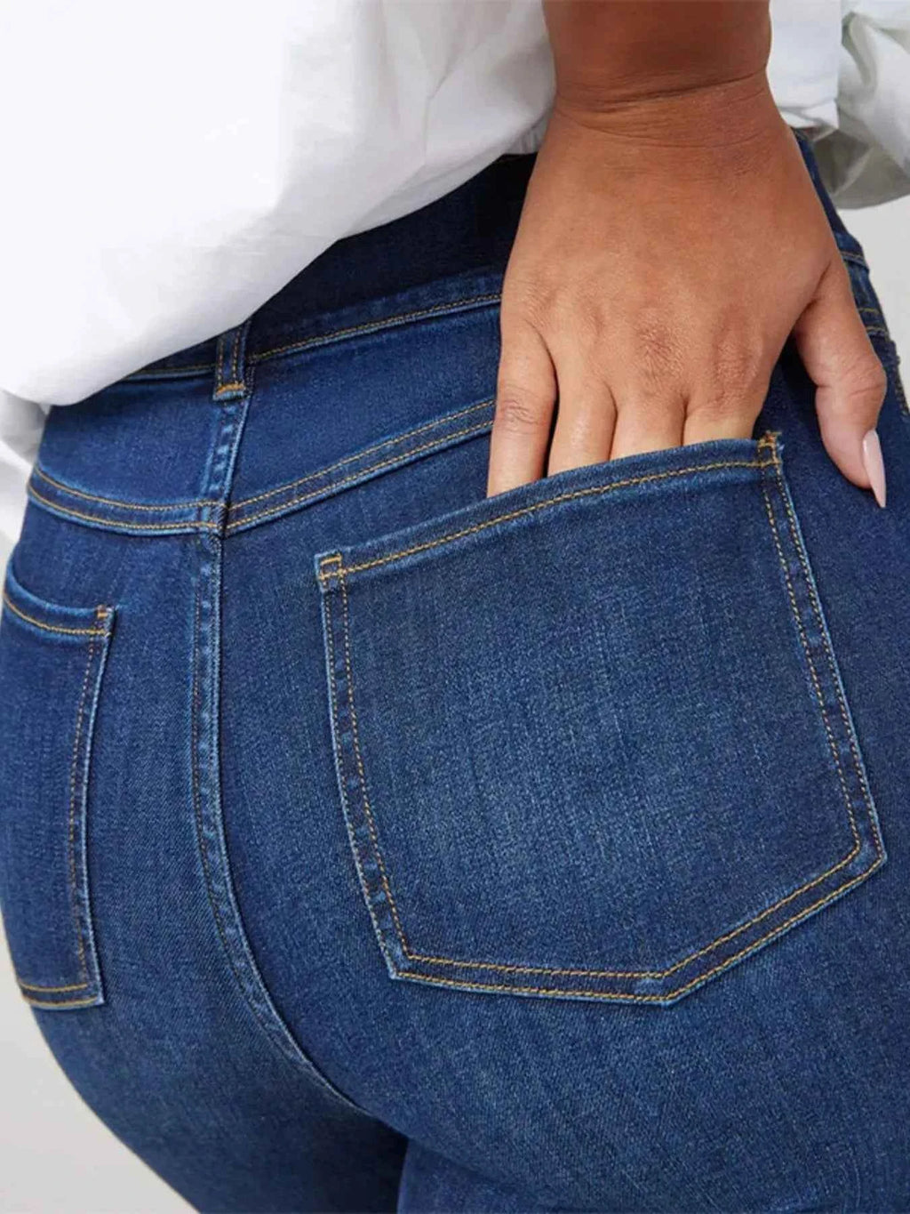 Full Size High-Waisted Flare Jeans Plus Size cbbdab22-ad49-44f1-8bc0-811fb821f842-Max-Origin