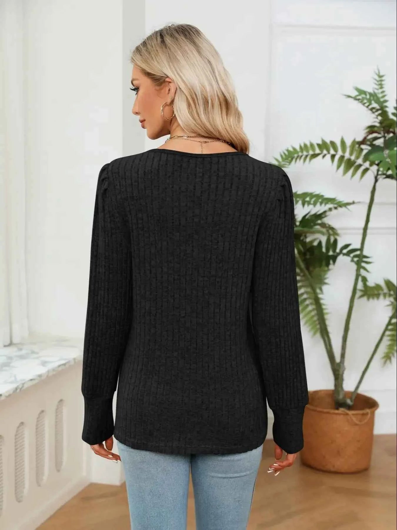 V-Neck Long Sleeve Blouse cd3937b5-3569-42c2-b302-e453e6090558-Max-Origin