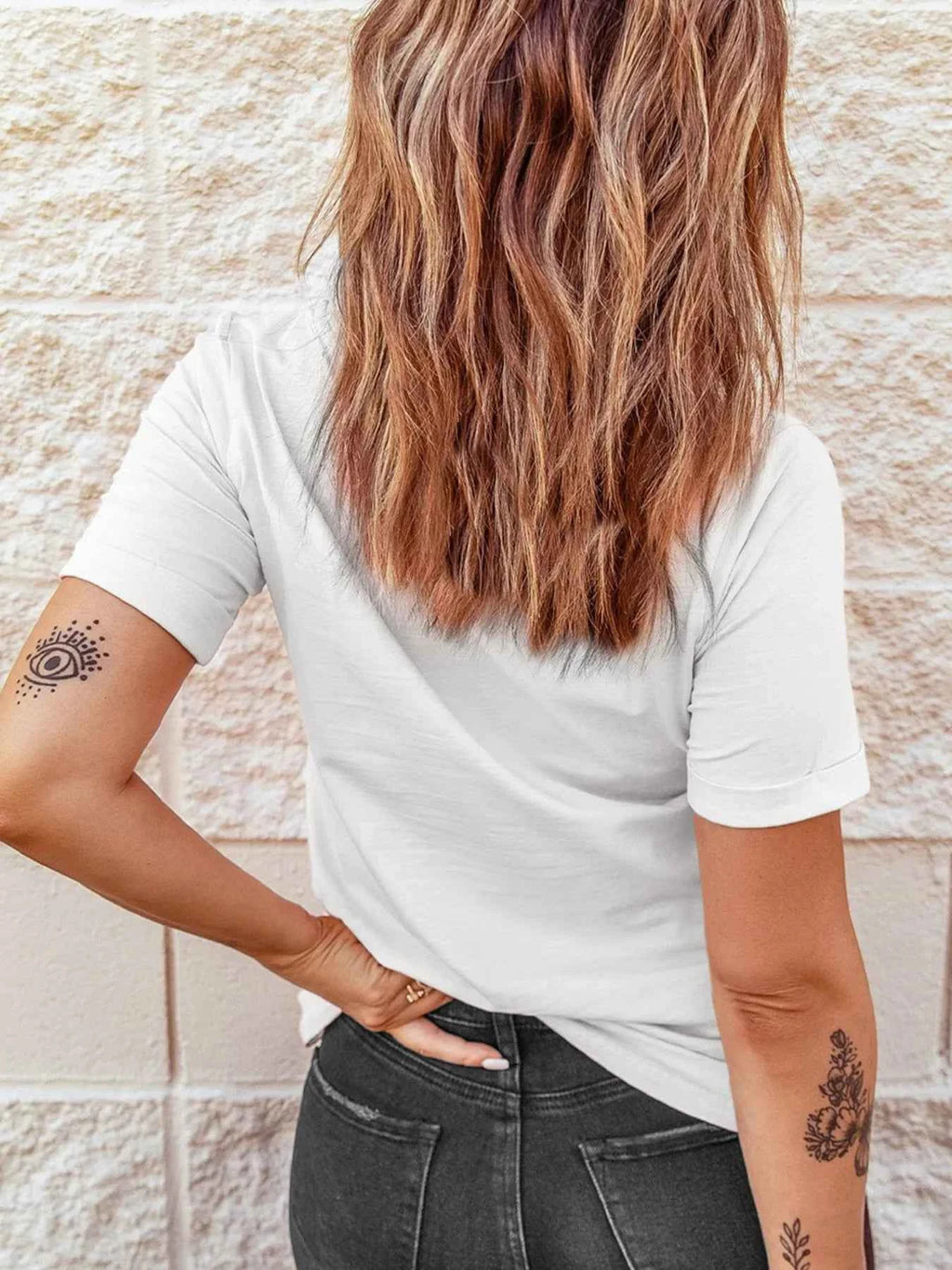 Game Day Bowknot Embroidered Casual Tee cd73eea7dde84e20b00daba955ba8c27-Max-Origin