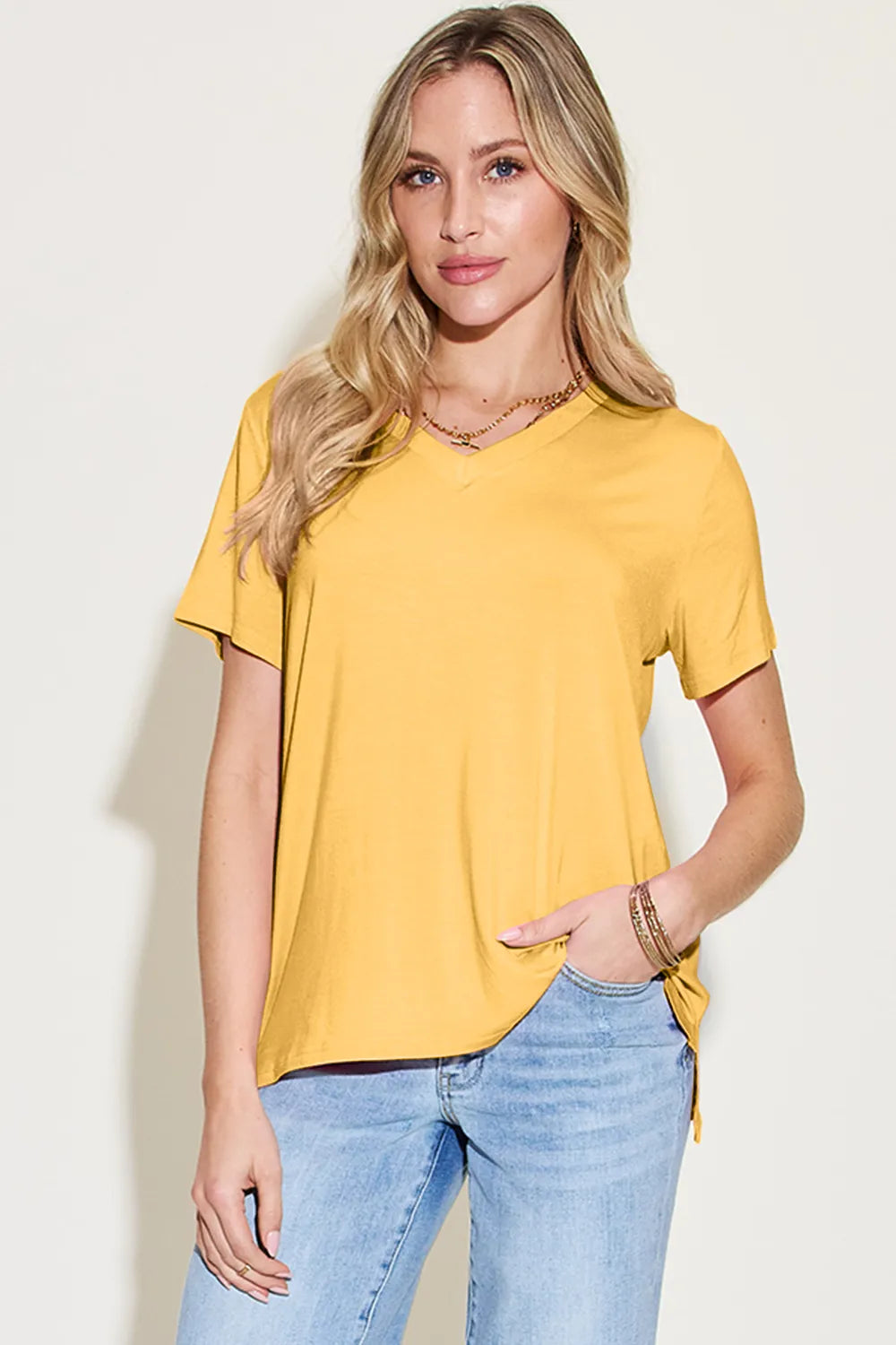 Basic Bae Bamboo Full Size V-Neck High-Low T-Shirt cdc7c616-f2b4-4143-87ff-564ab38a7e47-Max