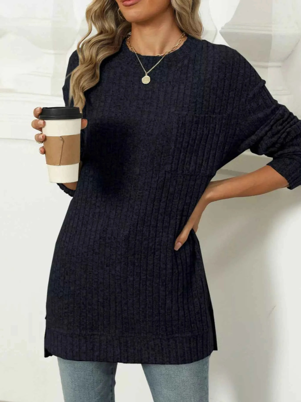 Ribbed Knit Round Neck Sweater cde7c1b8-e0af-4d3f-b4ec-d079932e9a97-Max-Origin