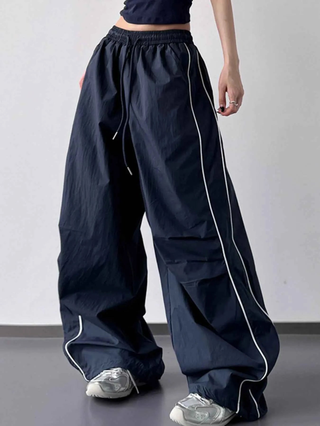 Drawstring Wide Leg Pants ce2cb957-e8e5-49c3-9120-fbd24fcb116a-Max-Origin