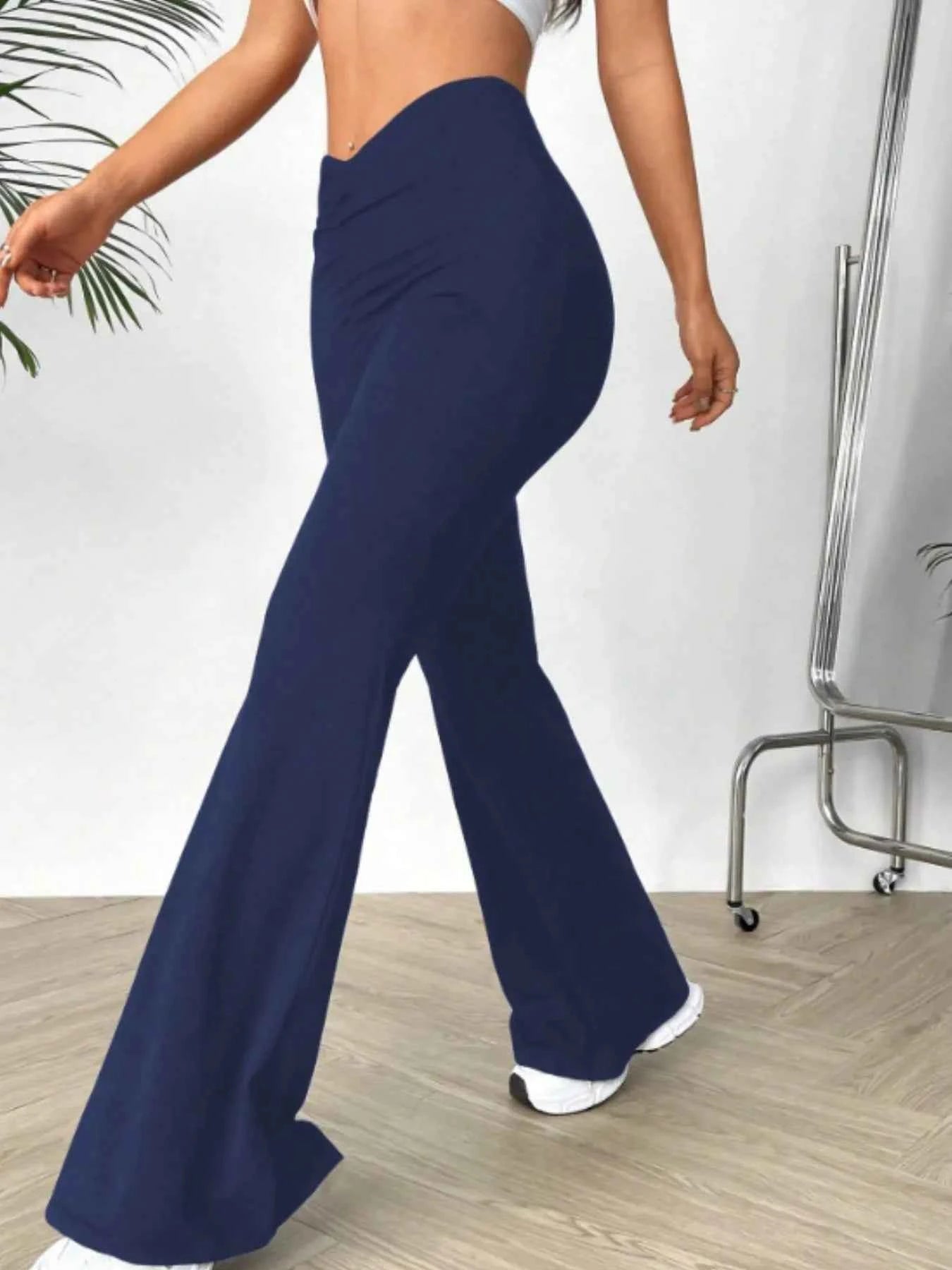 High Waisted Flare Pants cf4974b4-1f27-46a5-9994-192024e27295-Max-Origin