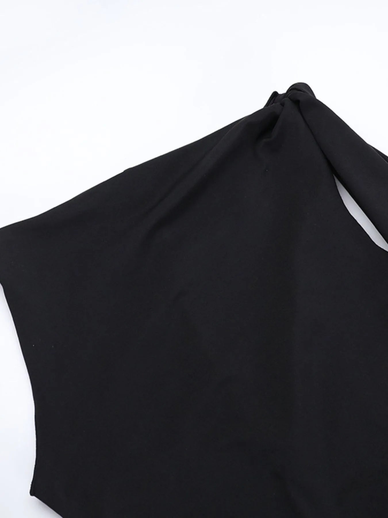 Asymmetrical Tied Sleeveless Maxi Dress cf4c6c6c-07cf-4794-8af3-14d8b101c10e-Max-Origin