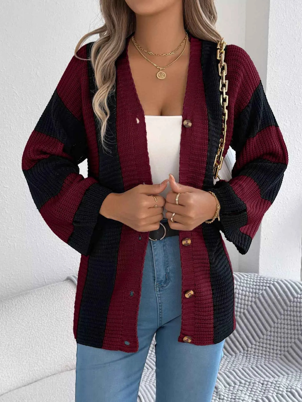 Color Block Button-Up Cardigan d006d804-4557-43ba-ac8a-c0da8993b392-Max-Origin