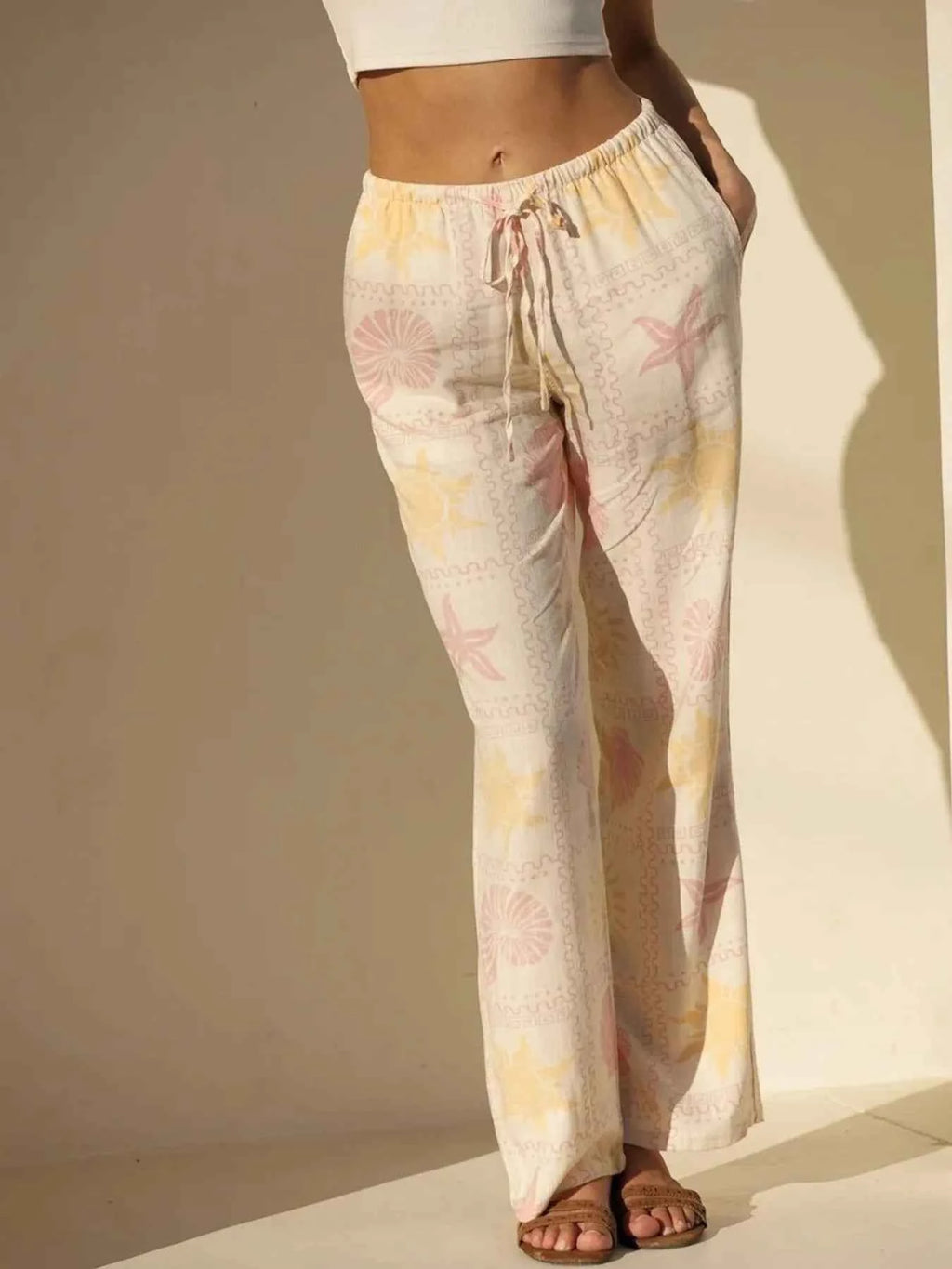 Printed Drawstring Straight Pants d01aab6a-ab8d-46b5-bab0-ac124ad744e1-Max-Origin