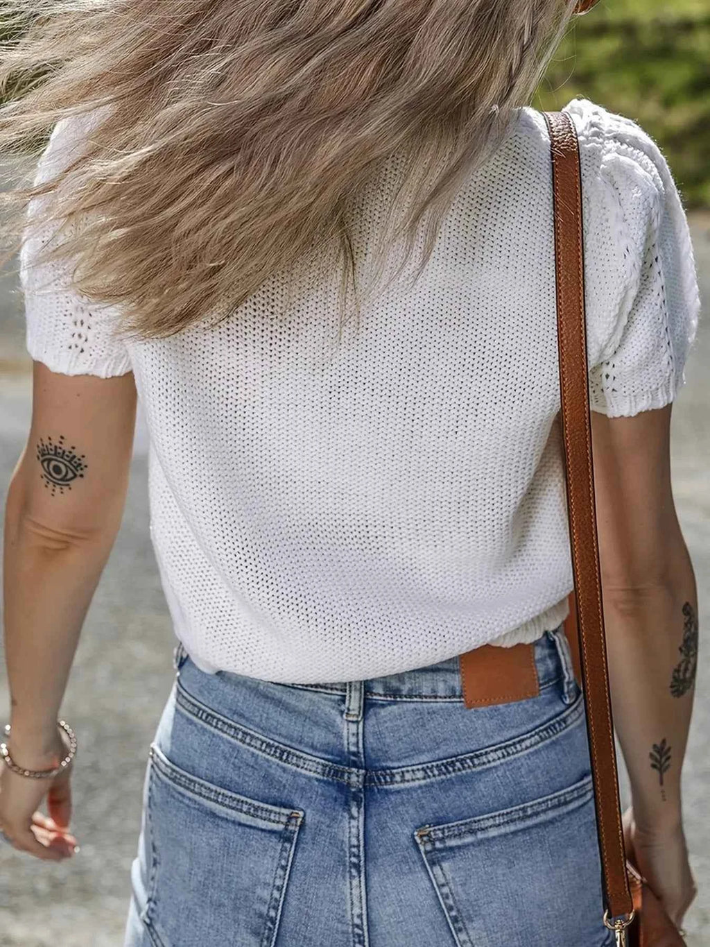 Openwork Round Neck Short Sleeve Sweater d02bfd4b9ada4006a12da9f3af098ede-Max-Origin