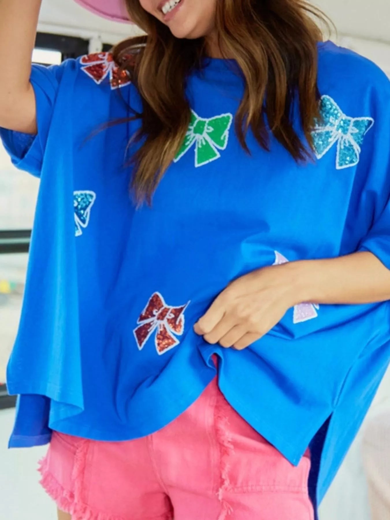 Sequin Bow Round Neck T-Shirt d09844f8-c1dc-4809-83dd-4a81c7951eaf-Max-Origin