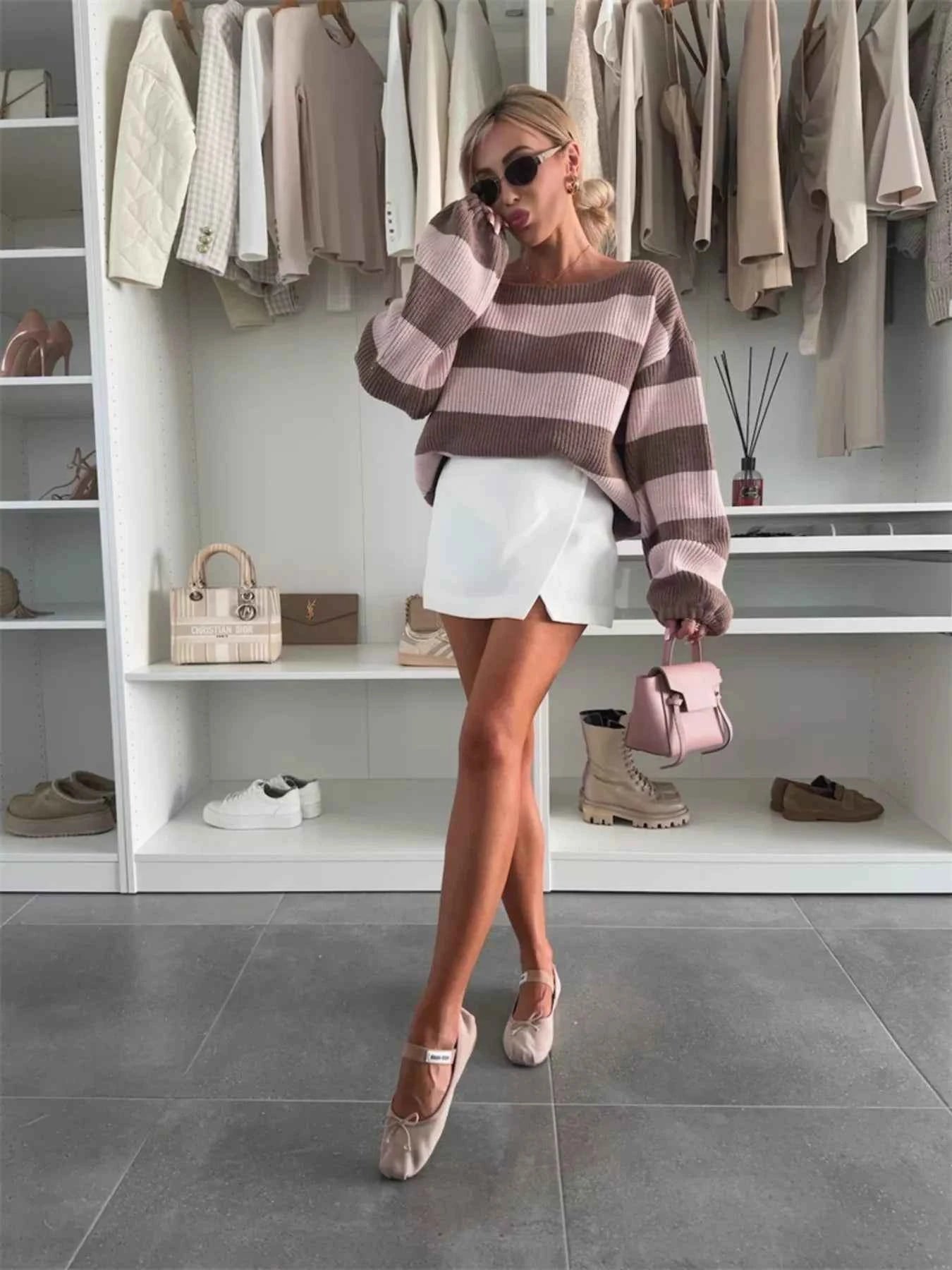 Contrast Striped Long Sleeve Sweater d1648c02a9934c3db9912a5ada0c8e42-Max-Origin