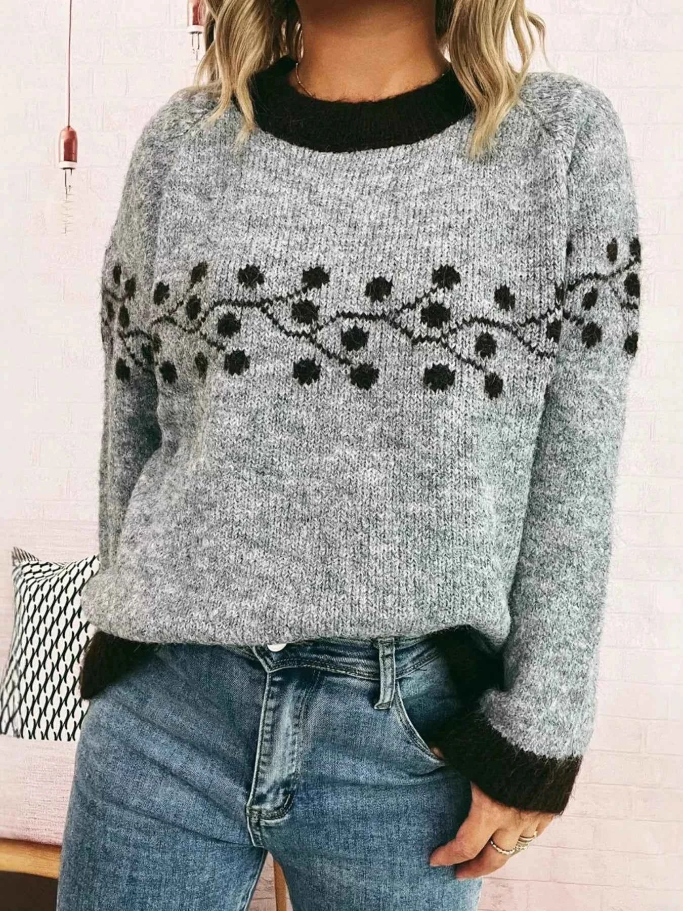 Contrast Hem Round Neck Sweater Gray One Size d25ba4cdda6f476d910b33cf49225829-Max-Origin