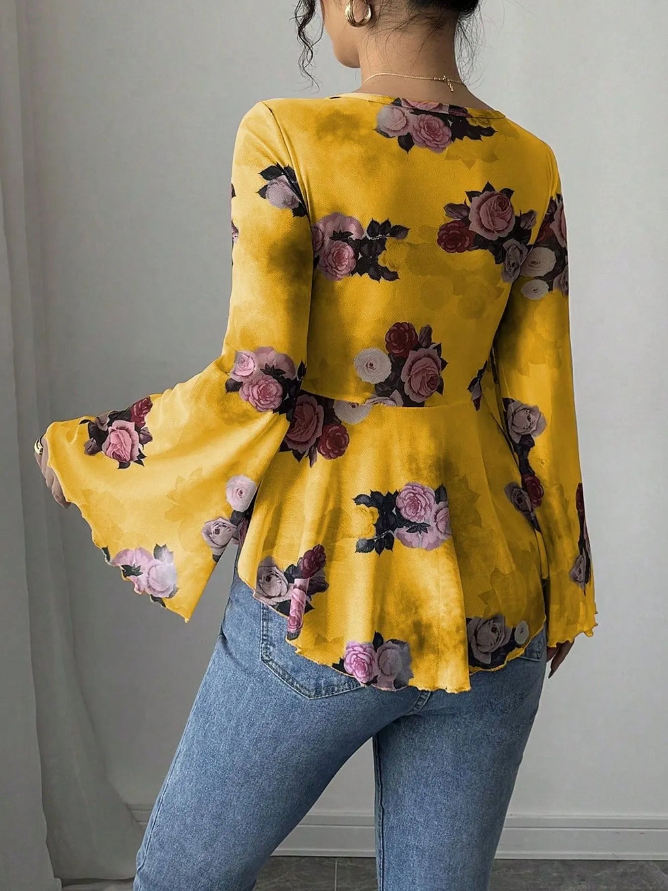 Floral Tie Front Flare Sleeve Blouse d5034dba-79de-4201-ab44-0715de21eb06-Max-Origin