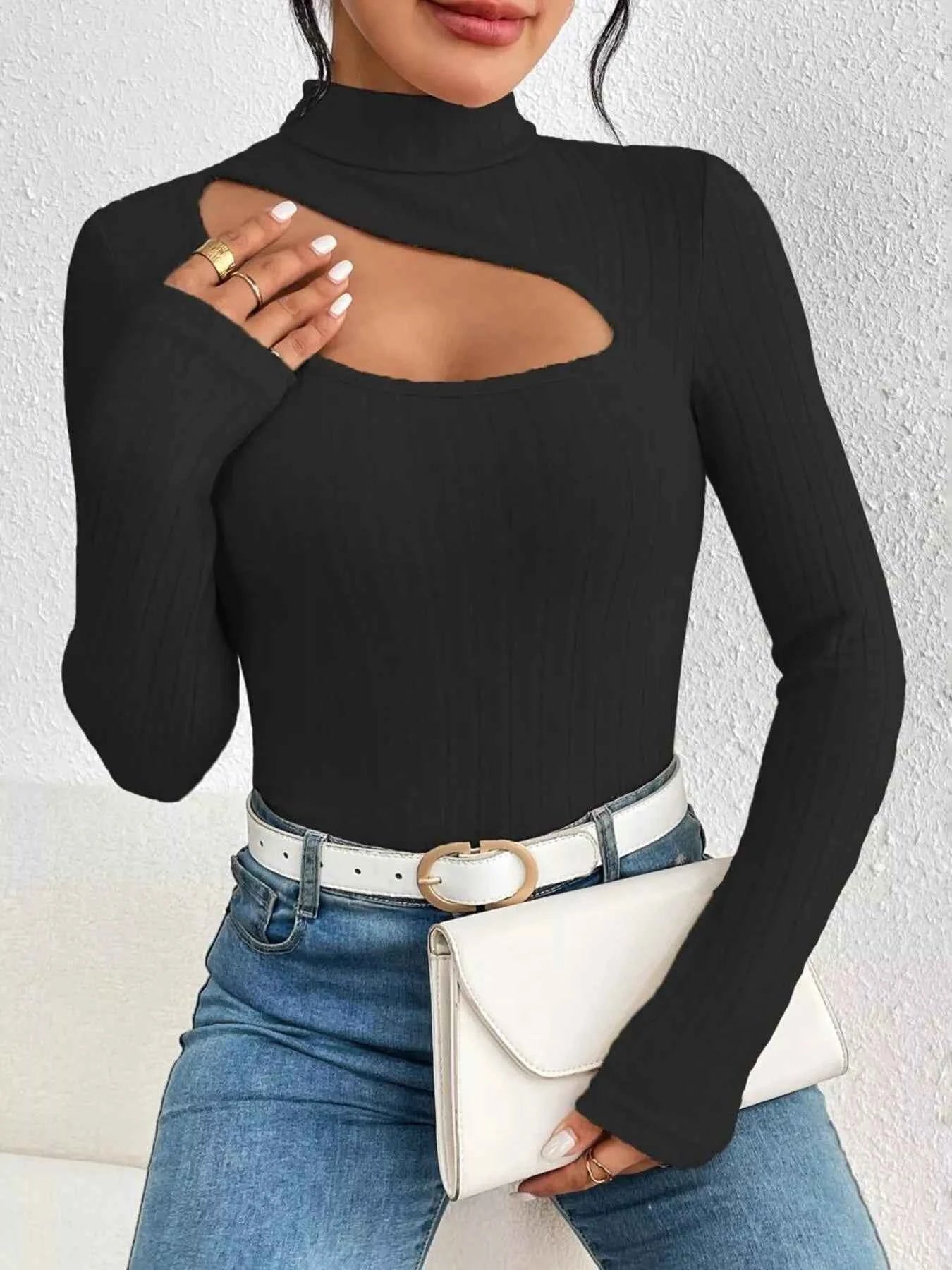 Ribbed Turtleneck Cutout Long Sleeve T-Shirt d59c5fd0c6464f169d23c4fd9005c0a9-Max-Origin