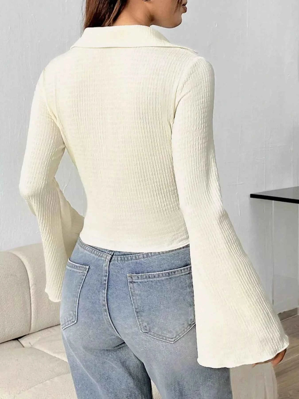 Button Up Flare Sleeve Shirt d5af282b-d45f-41c2-ad29-3b2b64f7d58f-Max-Origin