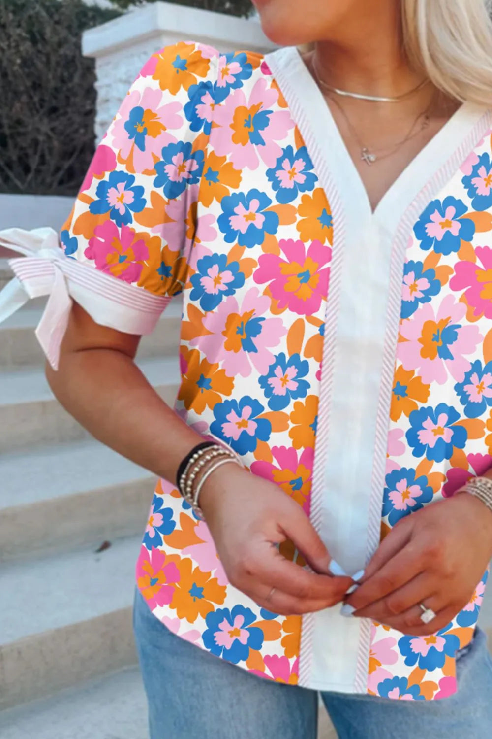 Floral Striped Edge V Neck Knotted Short Sleeve Blouse d616370a-7c9f-4ee2-a4ee-02e26c77516a-Max-Origin