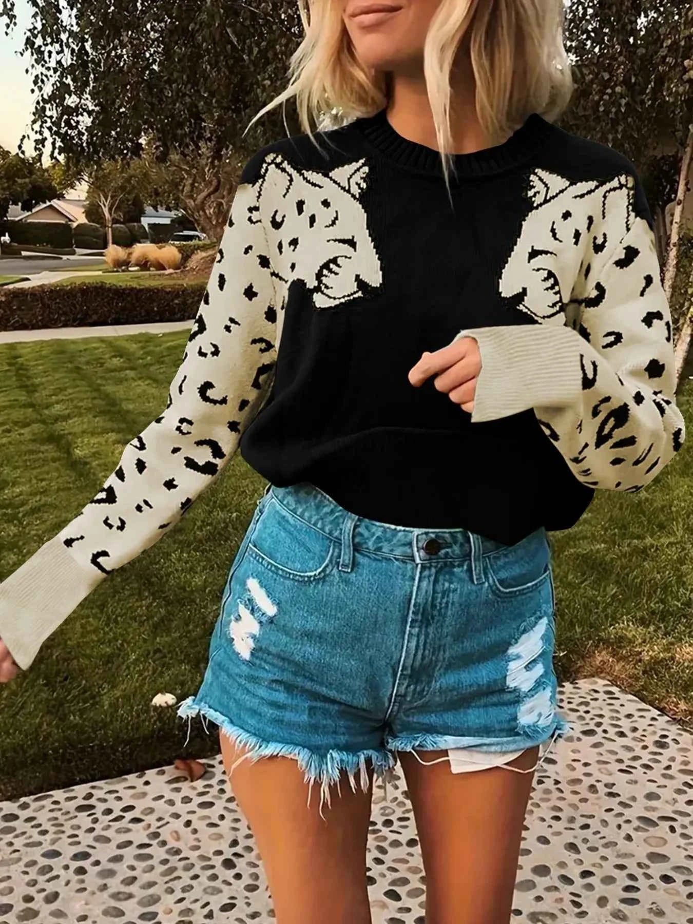 Leopard Round Neck Sweater Black d677d058-d8c2-4d0d-a167-91512a898224-Max-Origin